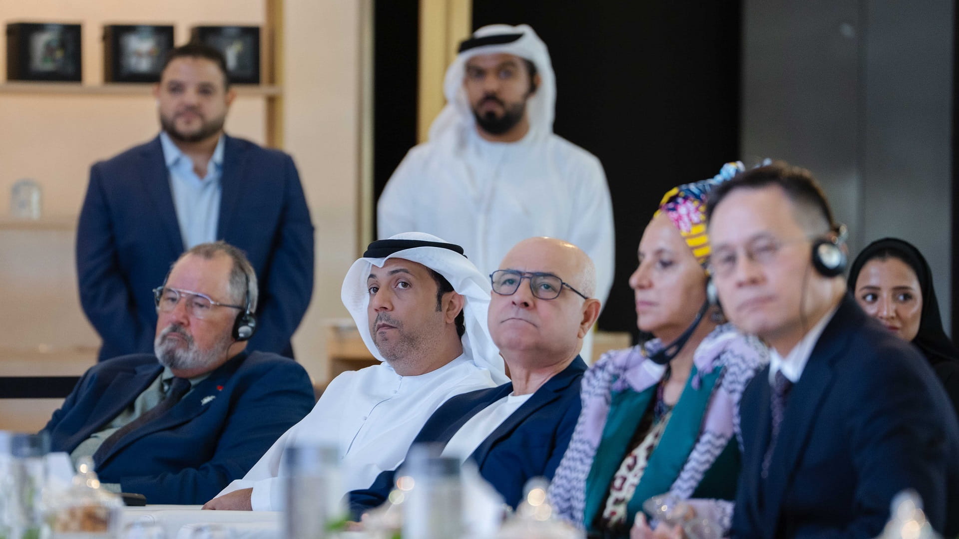 سلطان بن أحمد وجواهر القاسمي يشهدان مؤتمر أفلام الأطفال والشباب