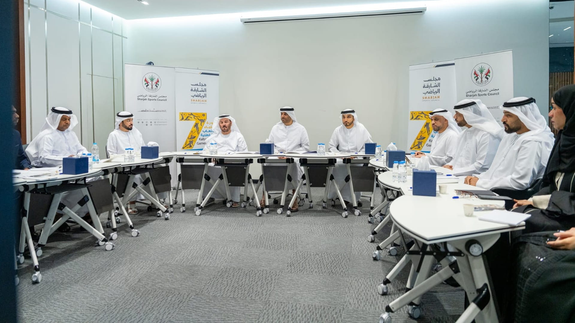 اللجنة المنظمة لدورة كلباء للألعاب الشاطئية تعتمد ألعاب النسخة 5