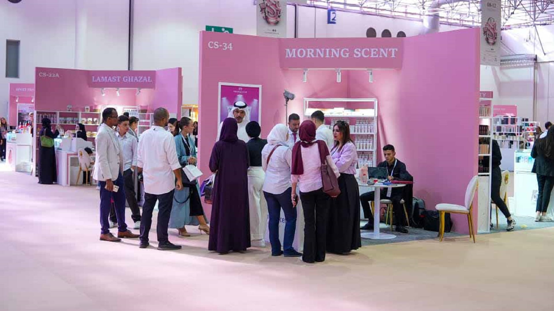 "الشرق الأوسط لمستحضرات التجميل يواصل استقطاب الزوار 