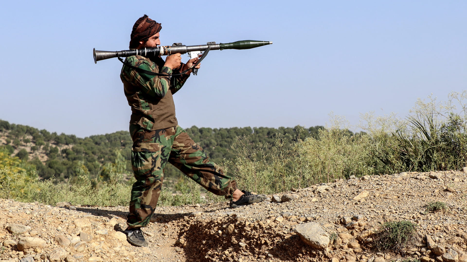 حكومة طالبان: وفاة 58 جندياً باكستانياً في المواجهات الحدودية