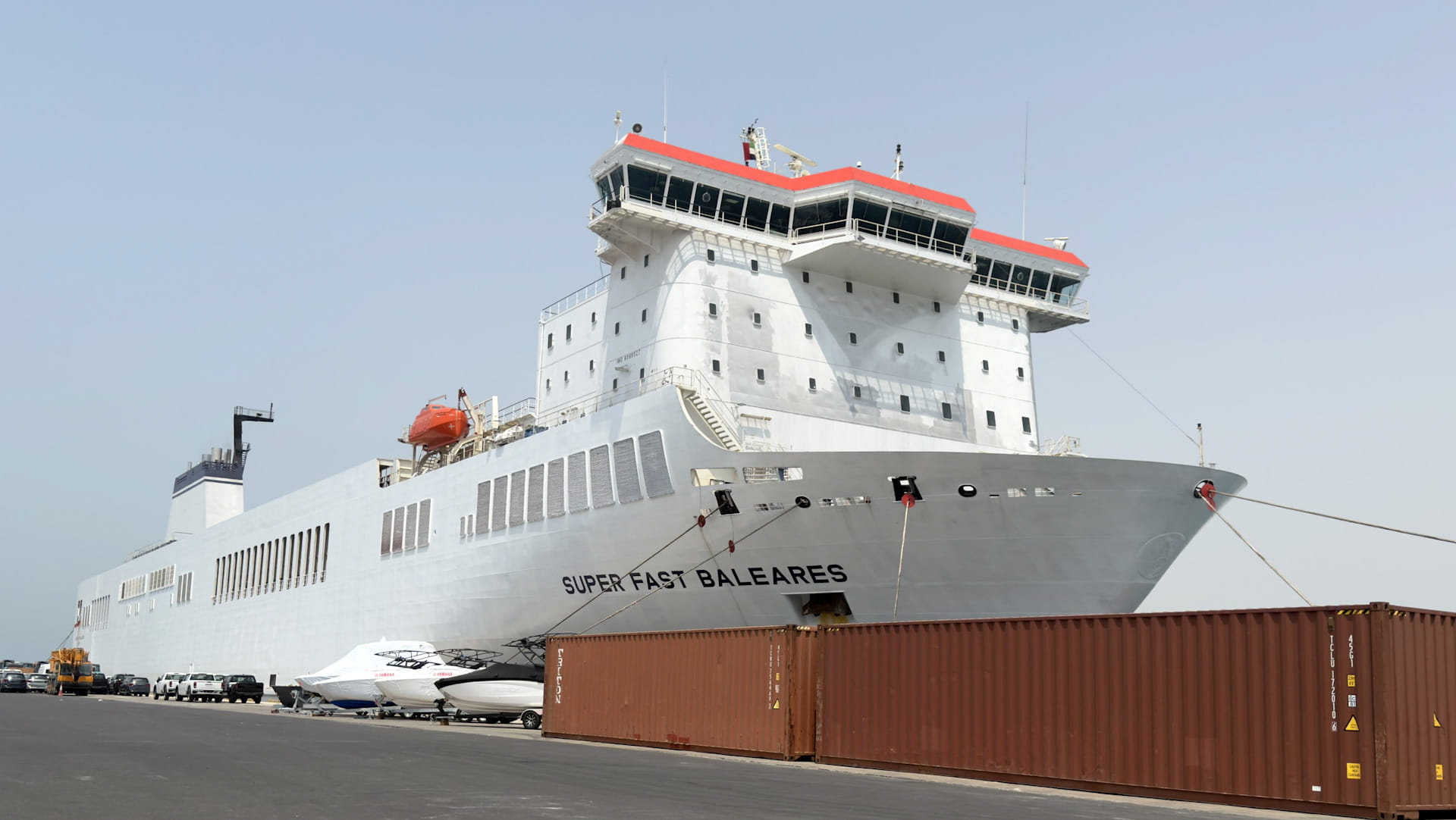 UAE prepares aid ship for Gaza under Operation Chivalrous Knight 3 