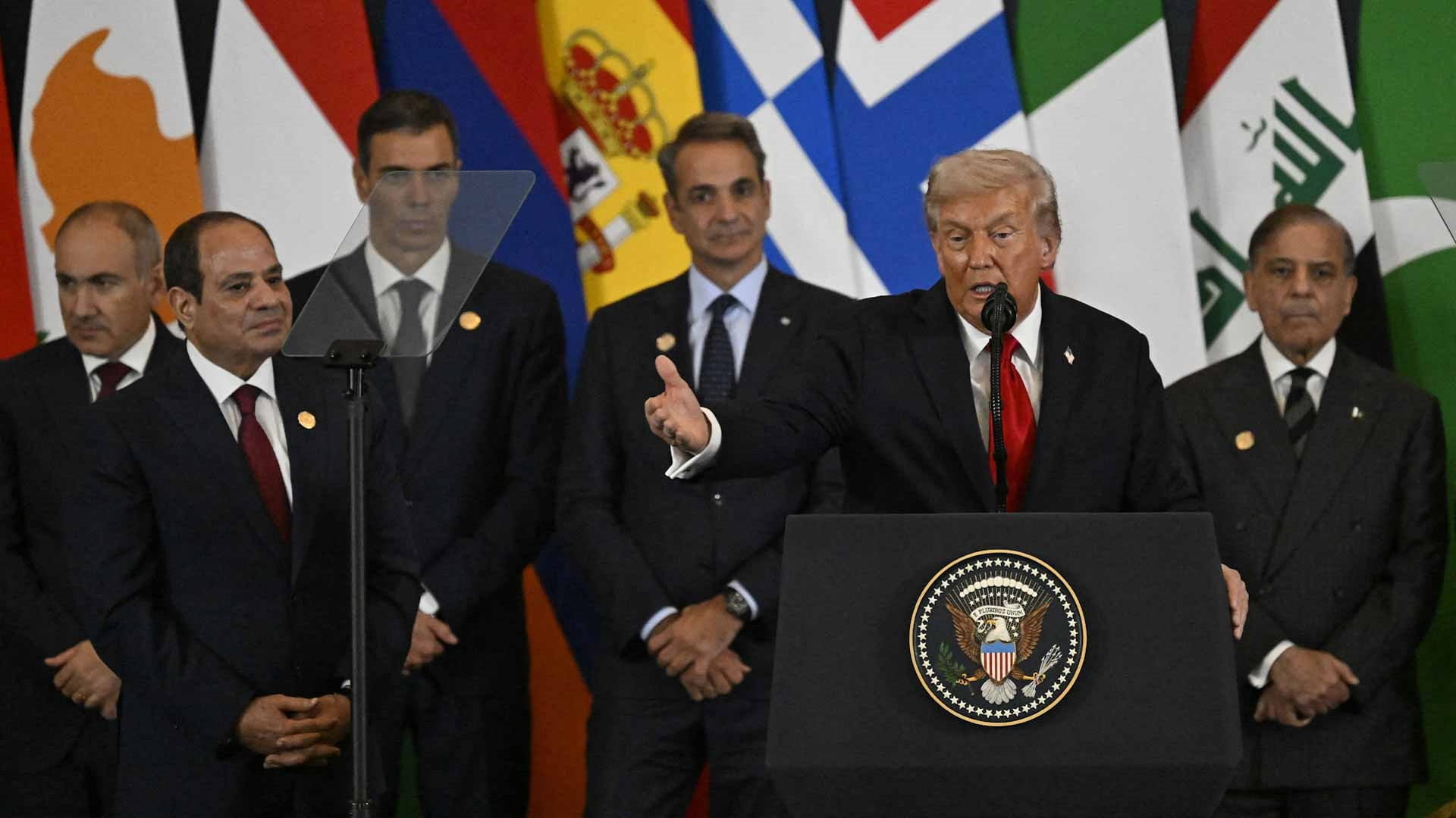 US President commends UAE's role in Gaza peace efforts