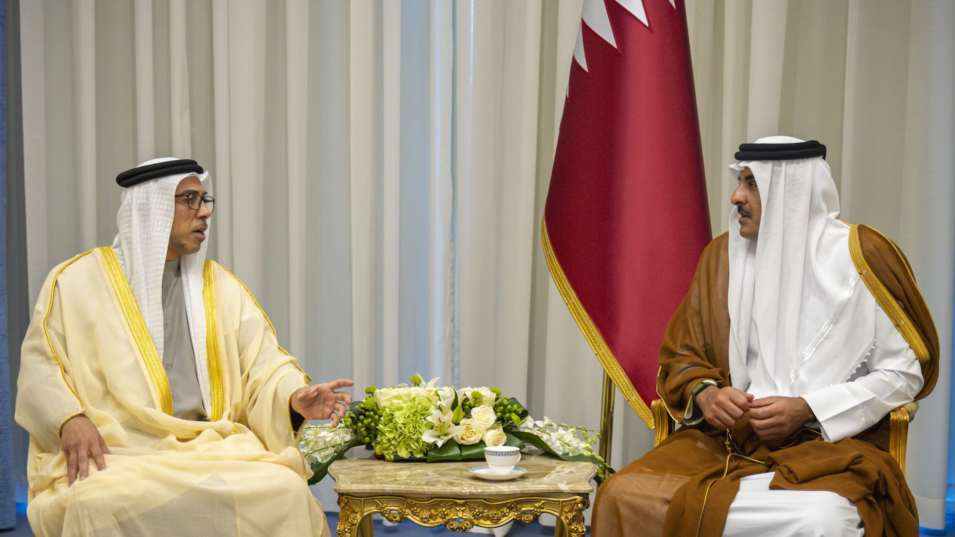 Mansour bin Zayed meets Emir of Qatar in Sharm El-Sheikh 