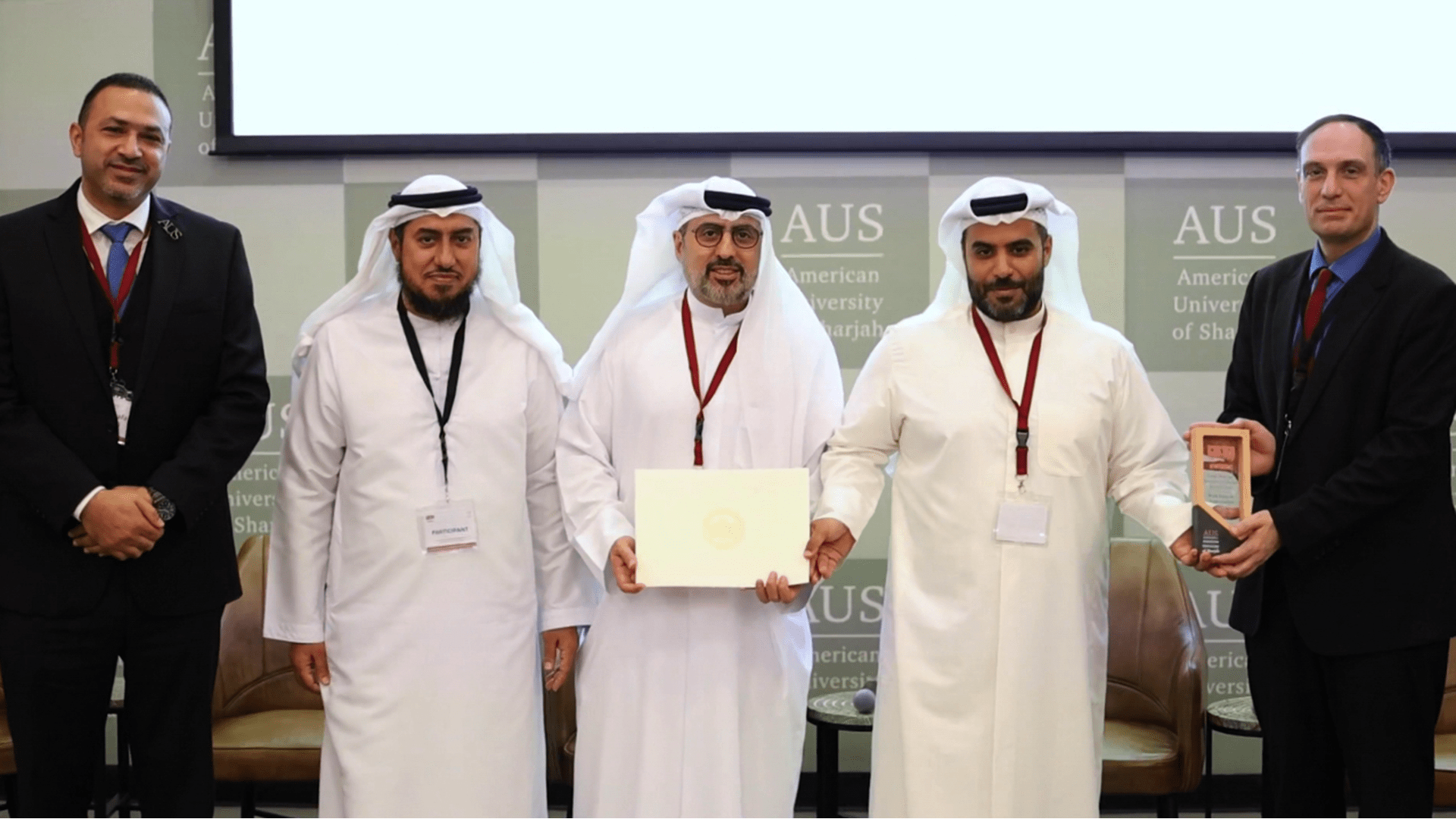 صورة بعنوان: "كهرباء الشارقة" تشارك في ورشة حول استدامة الطاقة والمياه 