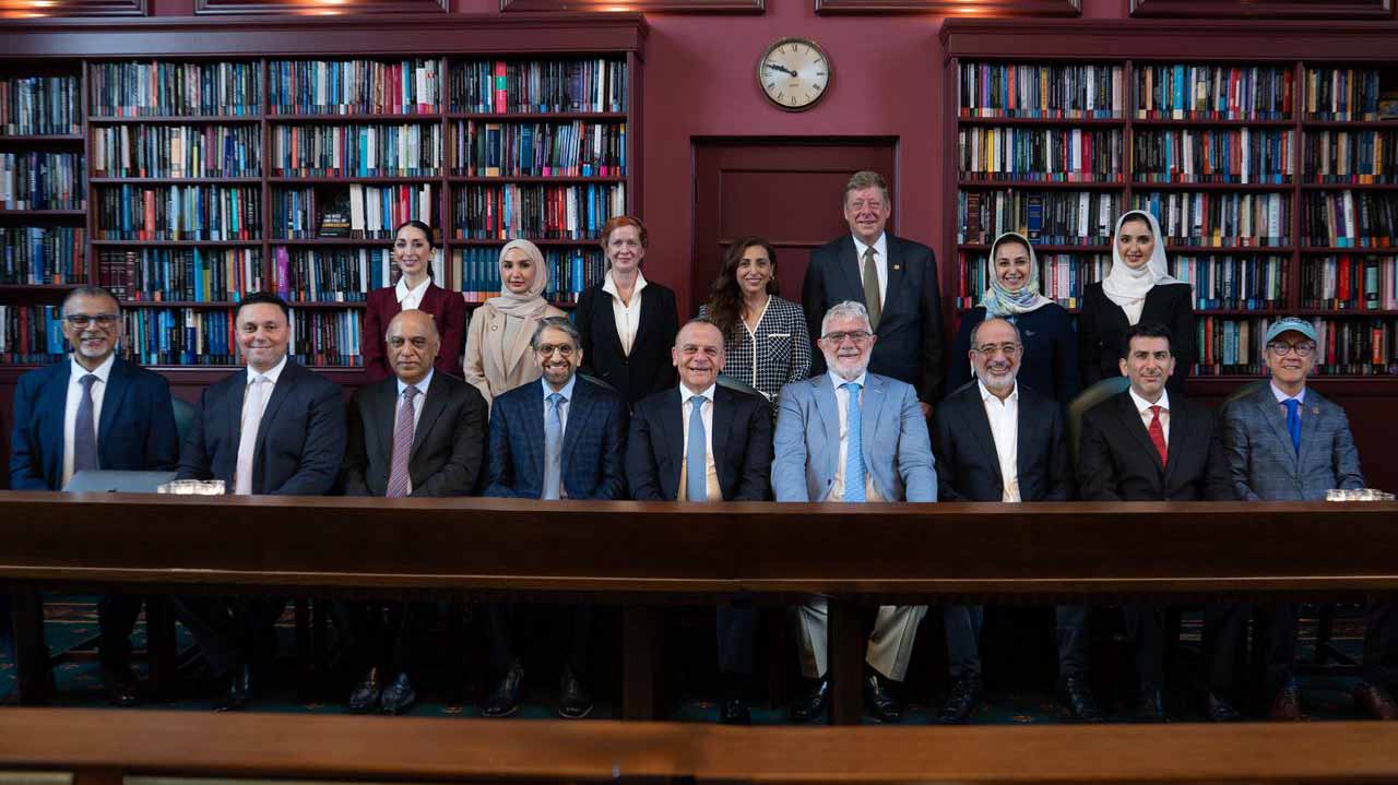 أمناء "أميركية الشارقة" يعتمد إجراءات لتعزيز الشفافية والحوكمة 