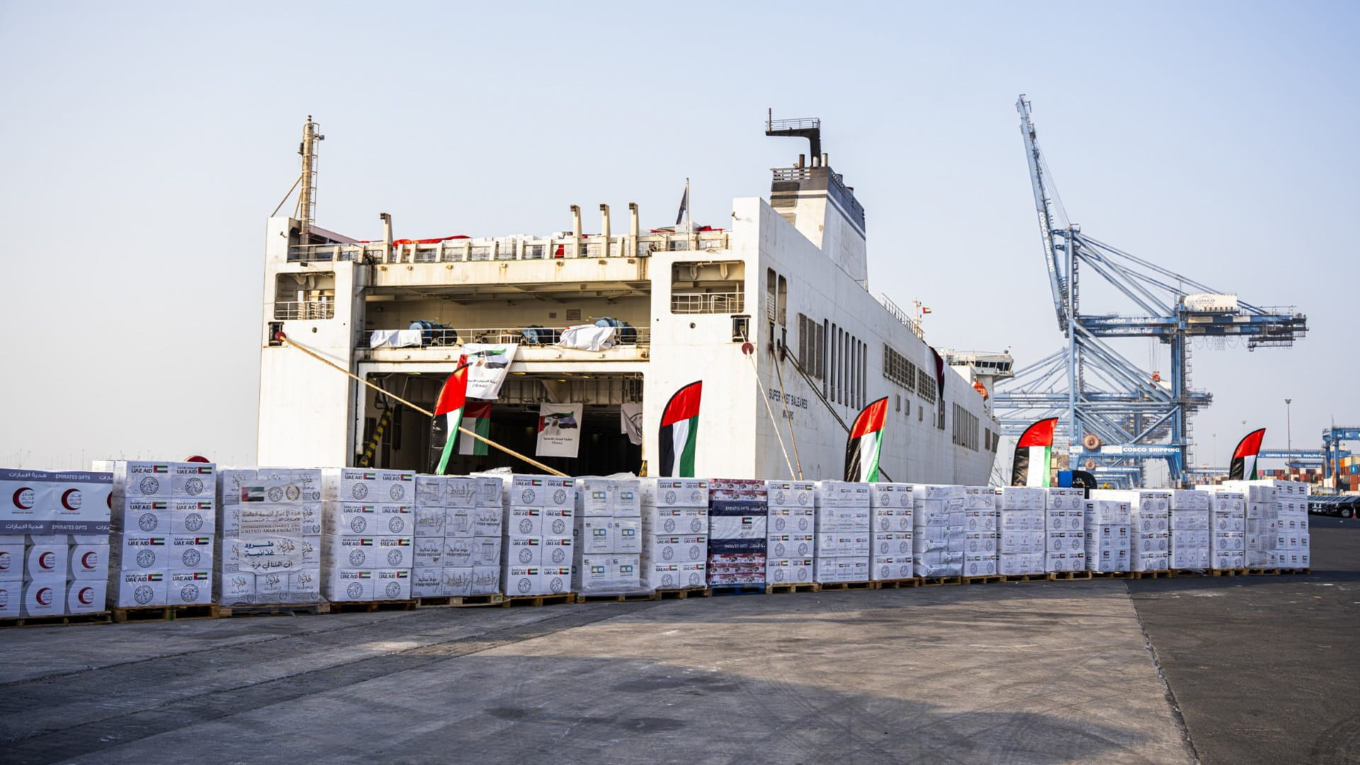 SCI contributes to preparing 10th UAE humanitarian ship to Gaza
