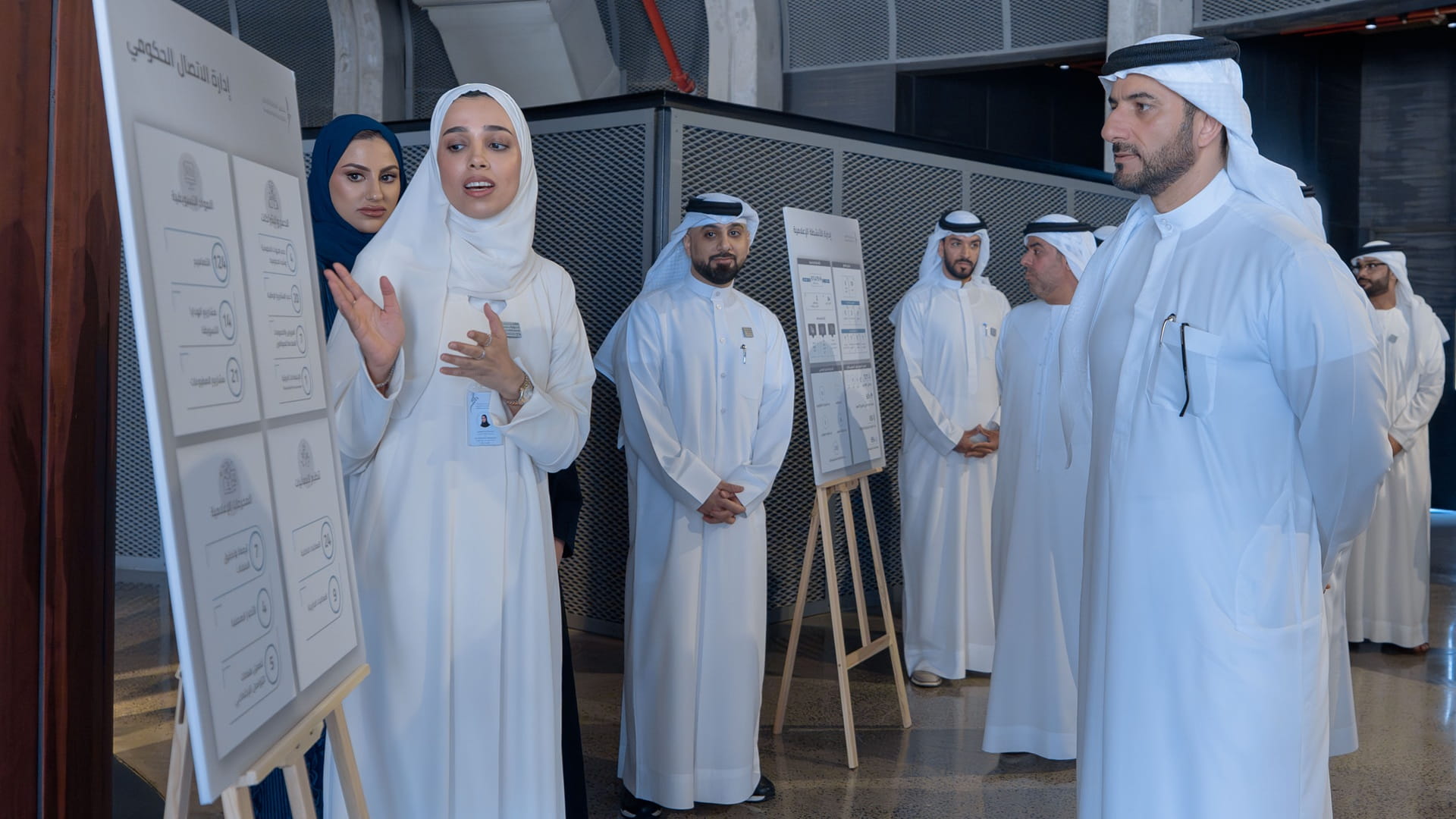 سلطان بن أحمد القاسمي يشيد بإنجازات المؤسسات الإعلامية في الشارقة