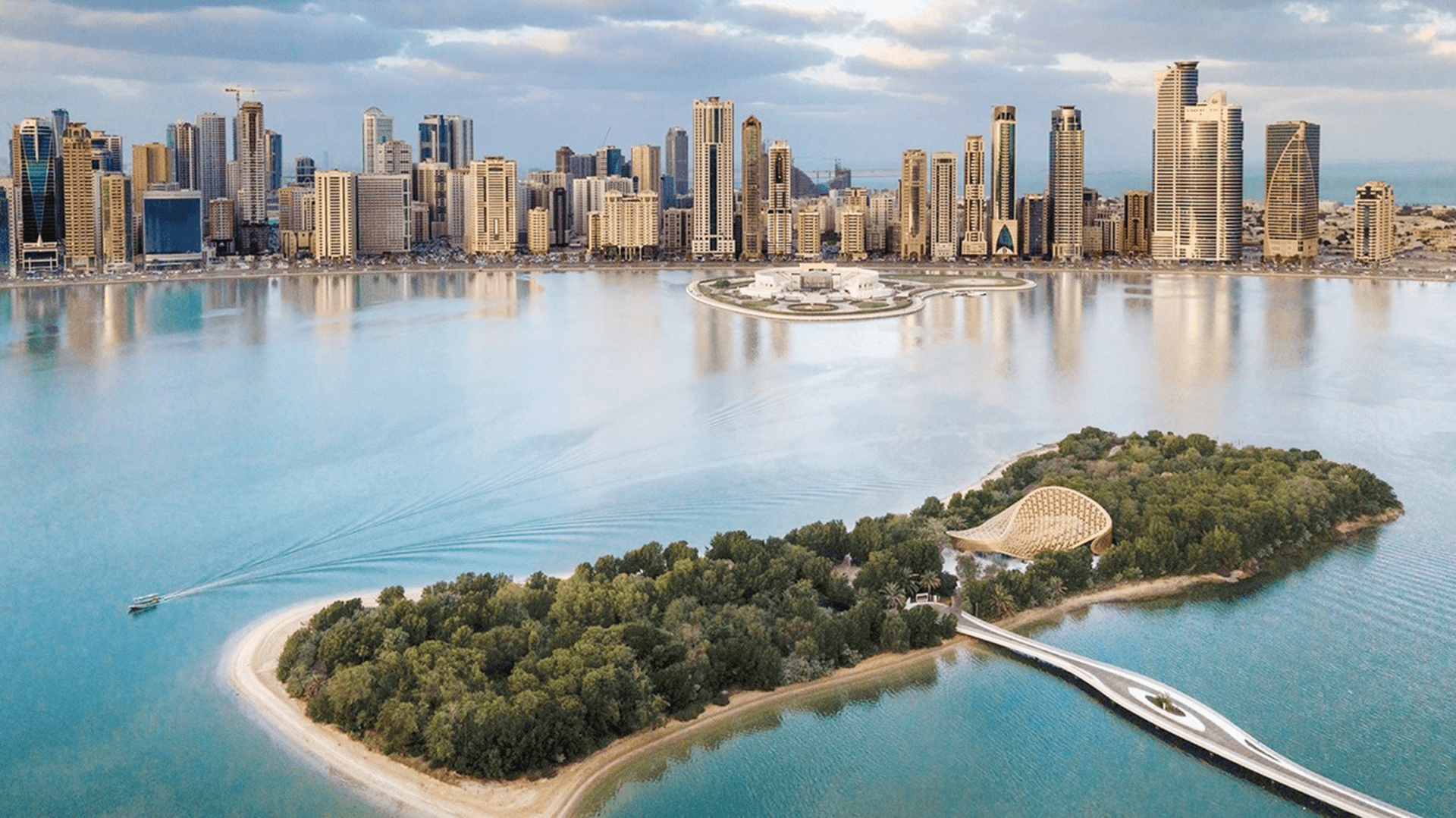 صورة بعنوان: استثمارات الأجانب في عقارات الشارقة ترتفع إلى ‎23.2‎ مليار درهم  