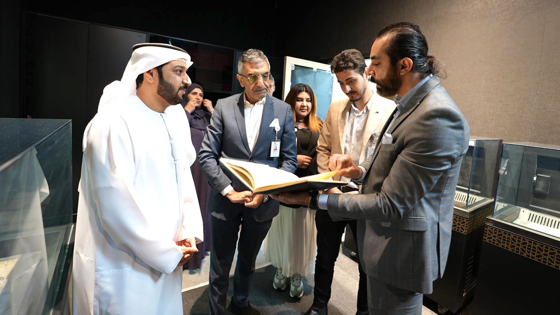 معهد الشارقة للتراث يبحث تعزيز التعاون مع مدينة الخدمات الإنسانية 