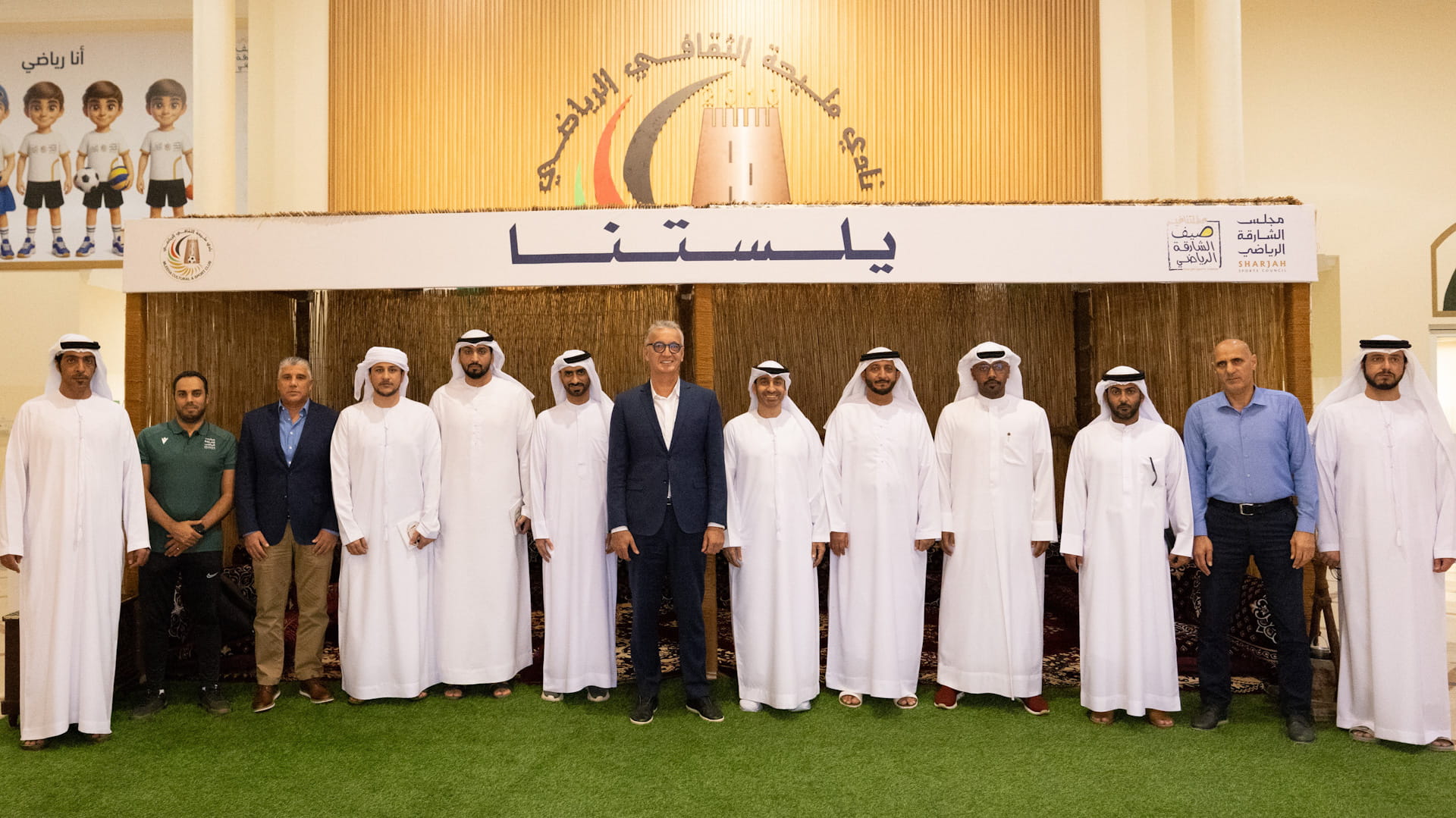 صورة بعنوان: "الشارقة الرياضي" يناقش تطوير الأنشطة التدريبية في نادي مليحة 