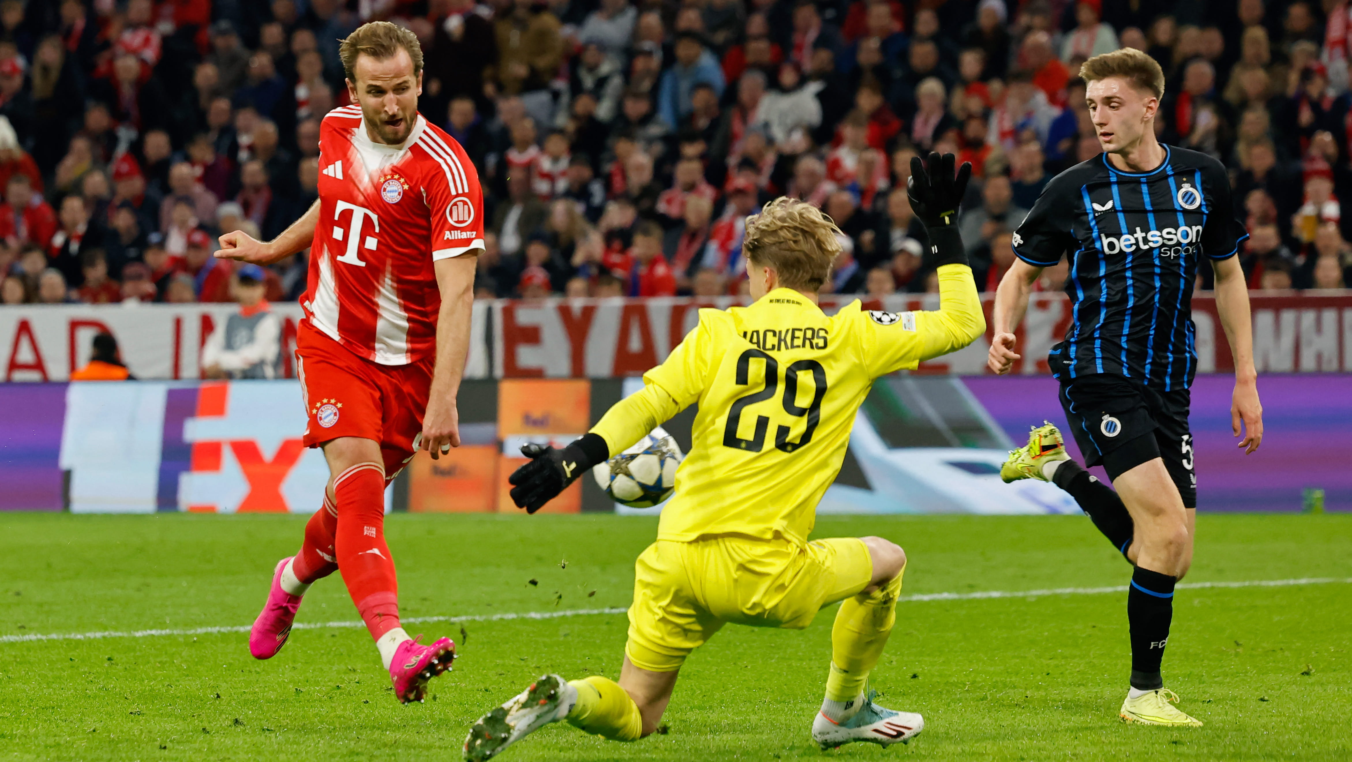 بايرن ميونيخ يواصل حصد الانتصارات في دوري أبطال أوروبا 