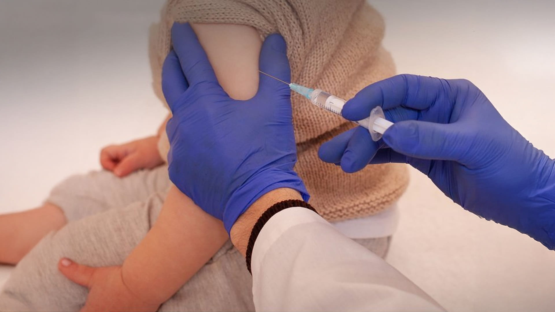 الإمارات تحقق إنجازاً صحياً بخلوها من شلل الأطفال لأكثر من 3 عقود