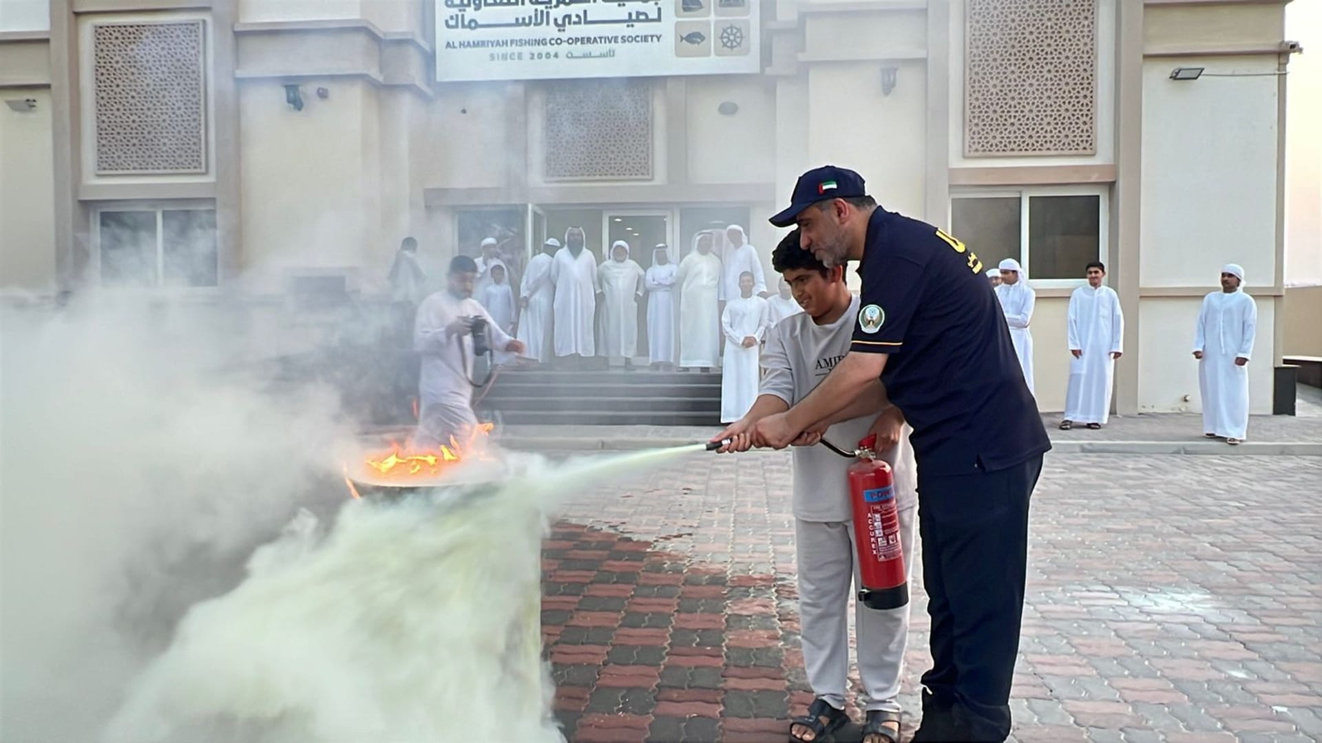  "دفاع مدني الشارقة".. العين الساهرة على سلامة الأرواح والممتلكات 