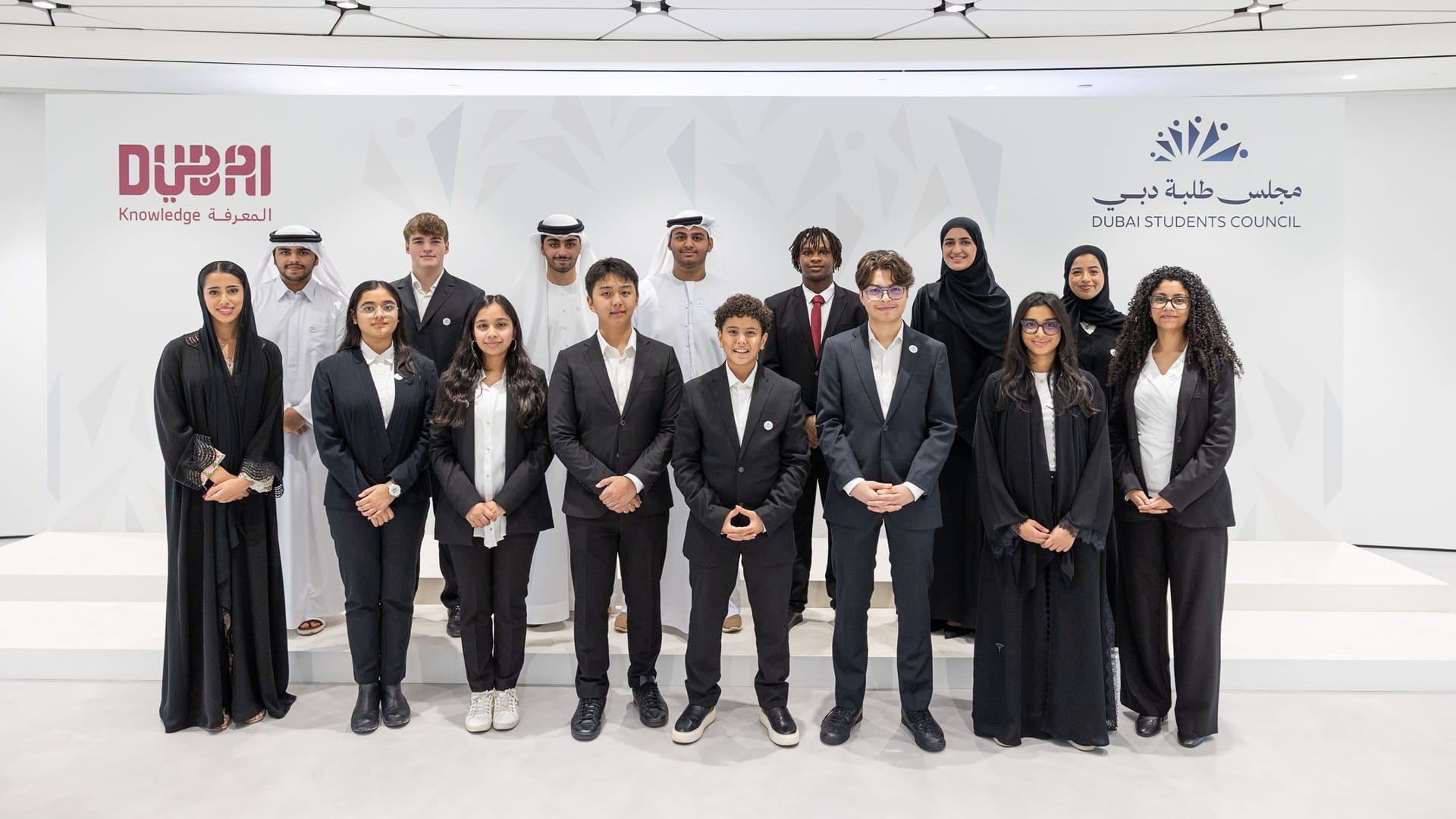 صورة بعنوان: حمدان بن محمد يعتمد تشكيل أول مجلس لطلبة دبي للعام 2025-2026 