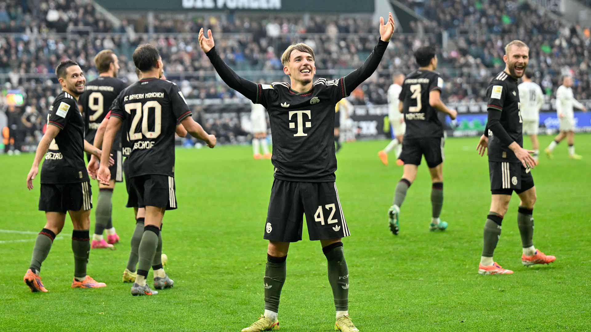 بايرن ميونيخ يقسو على مونشنغلادباخ في الدوري الألماني  