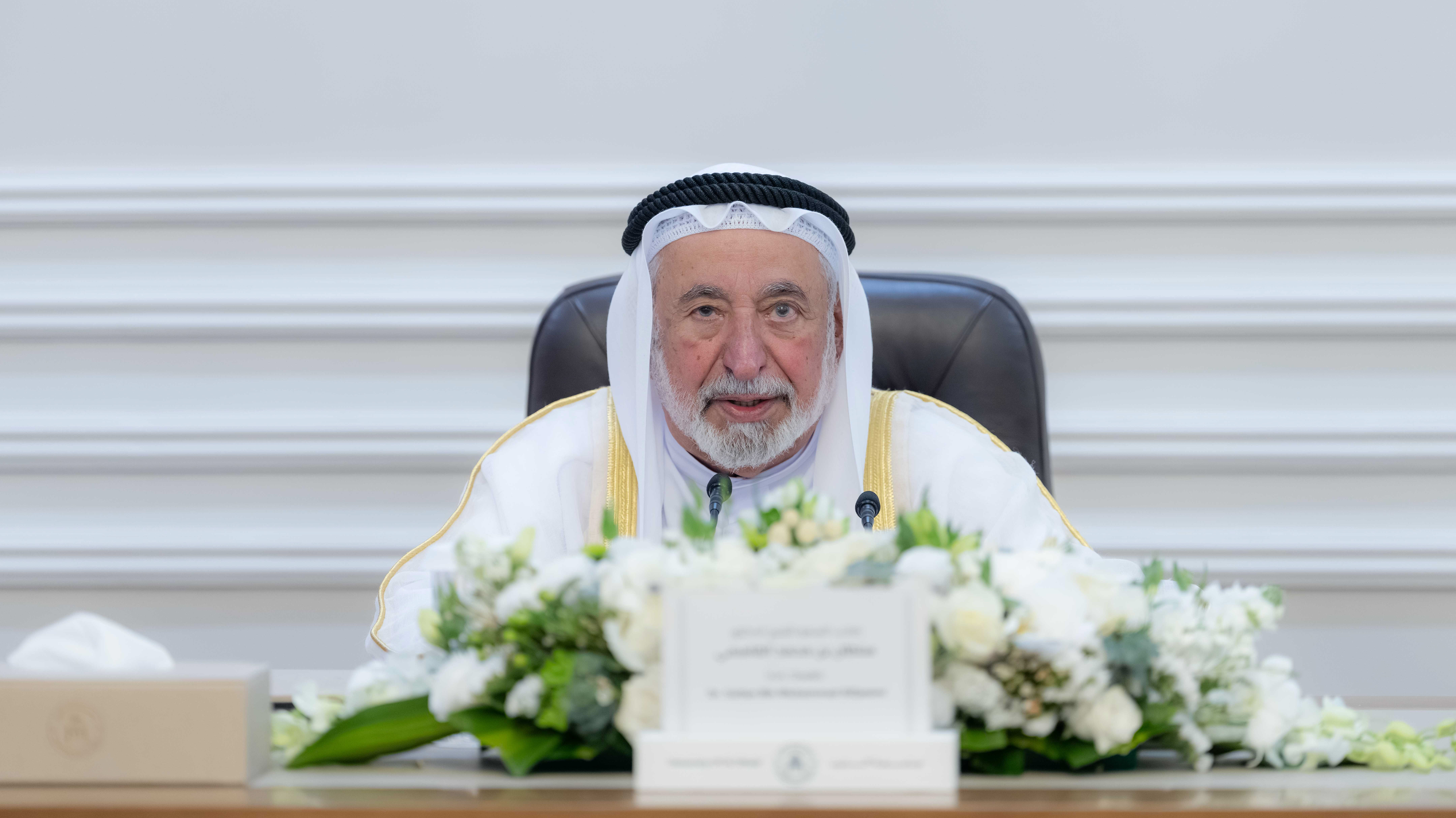 حاكم الشارقة يشيد بإنجازات جامعة الذيد ويؤكد دعم طلبتها حتى التخرج