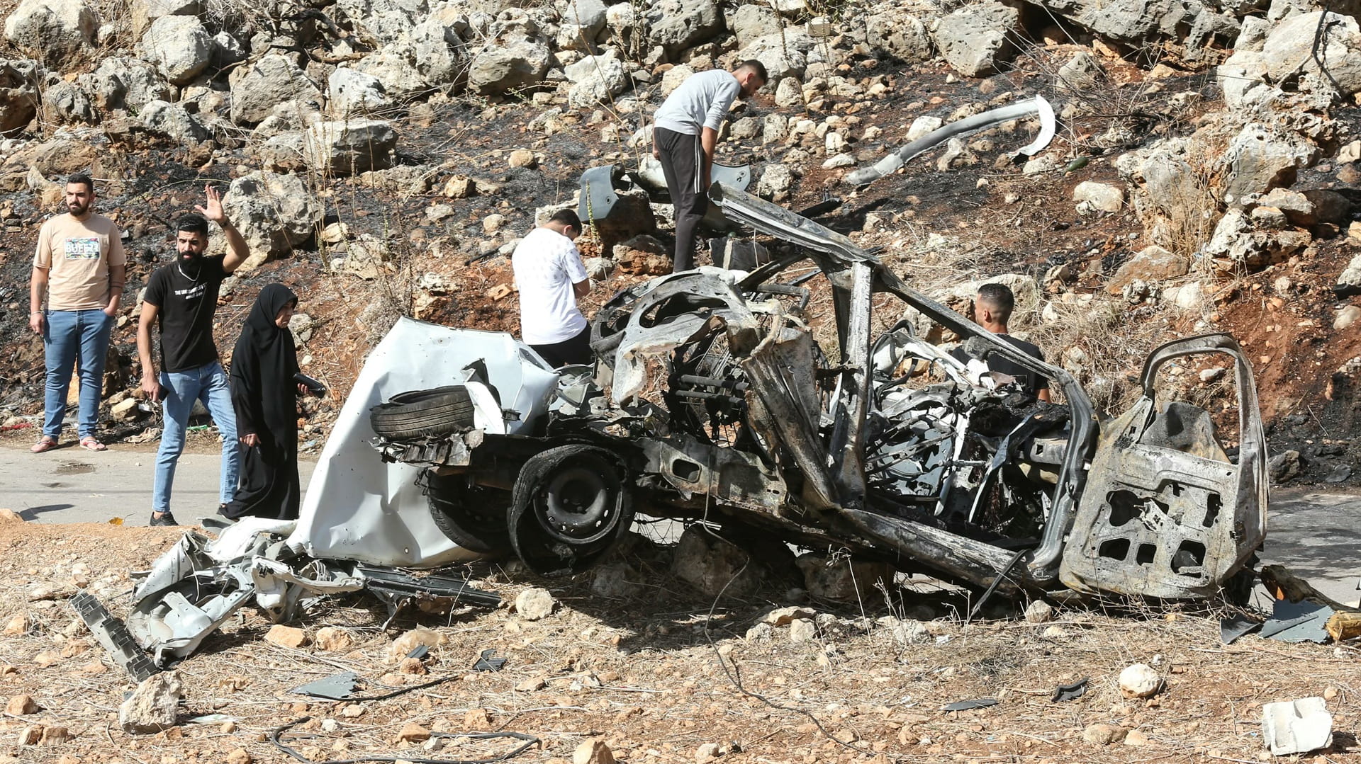 Lebanon reports three deaths in Israeli strikes despite ceasefire