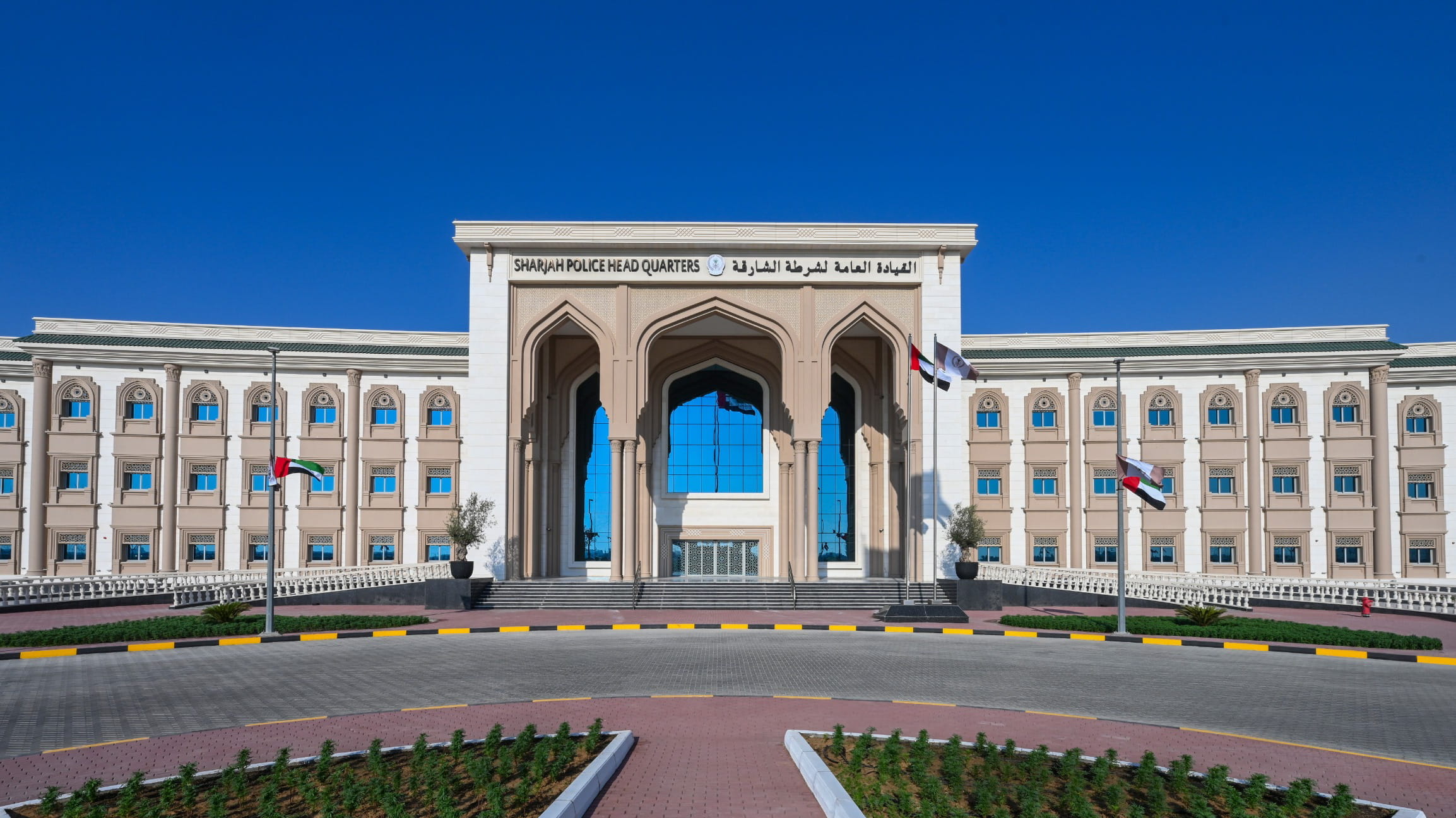 Sharjah Police organise "Pink Caravan" to raise health awareness 