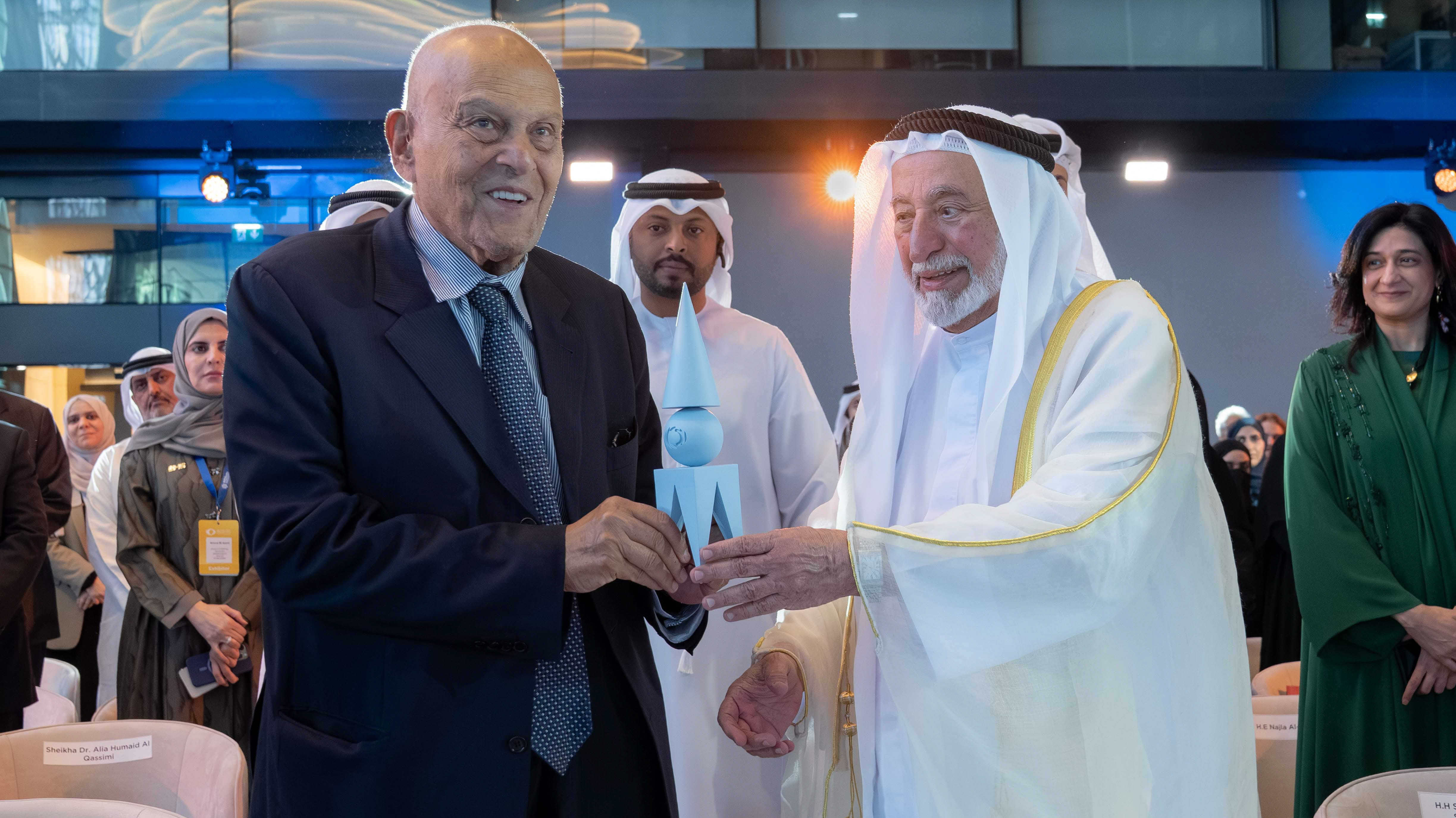 سلطان القاسمي يشهد انطلاق "الشارقة محطة المستقبل: الرعاية الصحية" 