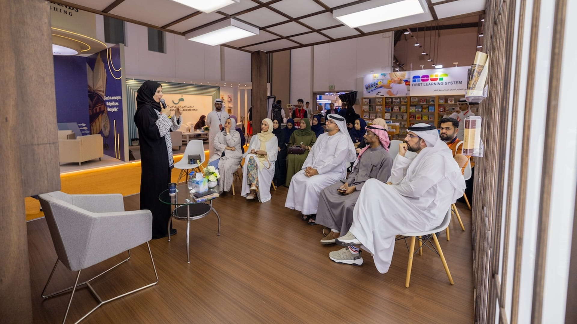 "مكتبات الشارقة" تطلق برنامجاً متكاملاً في "معرض الكتاب" 2025 