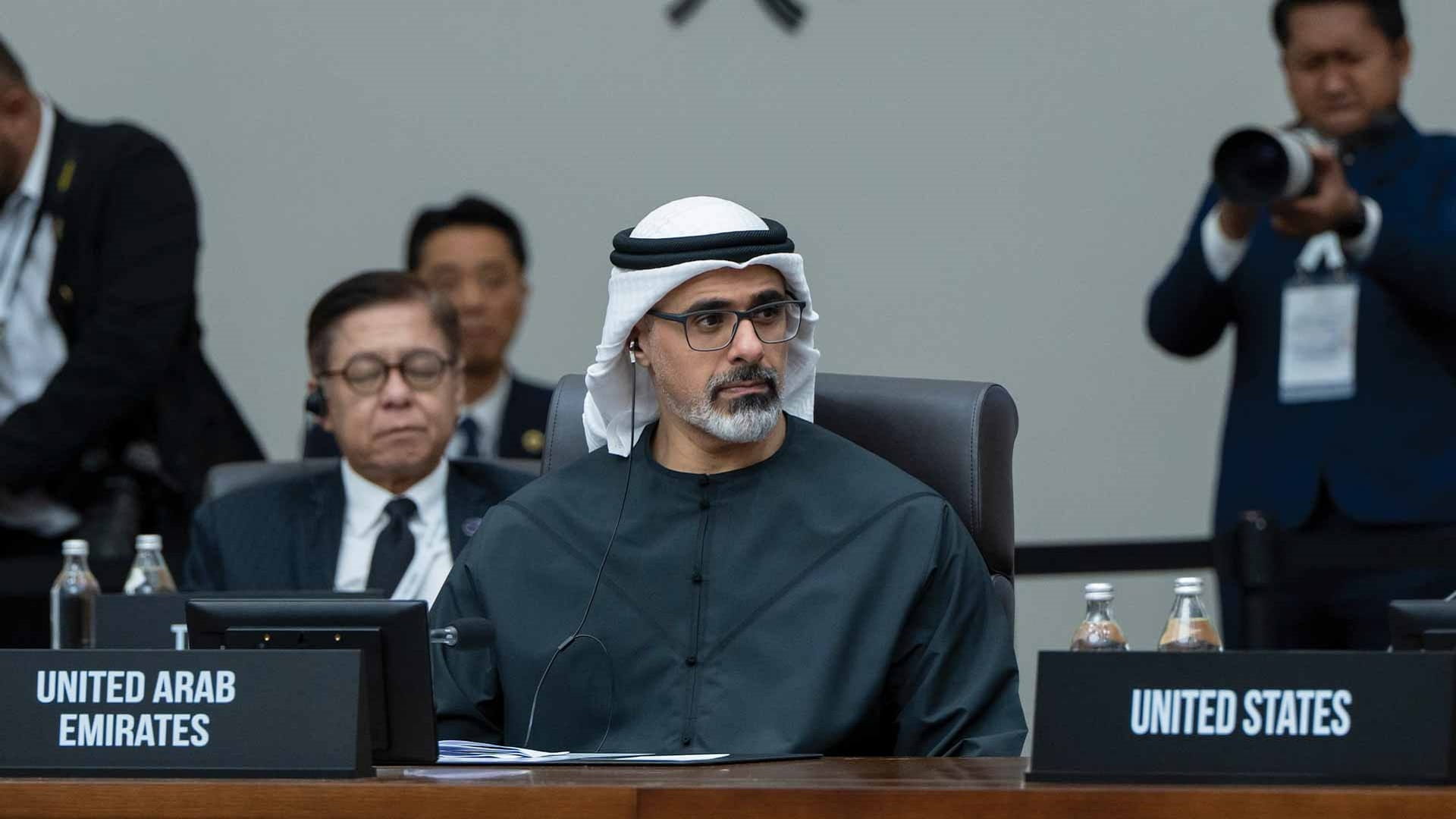 ولي عهد أبوظبي يشارك في أعمال منتدى التعاون الاقتصادي لدول آسيا