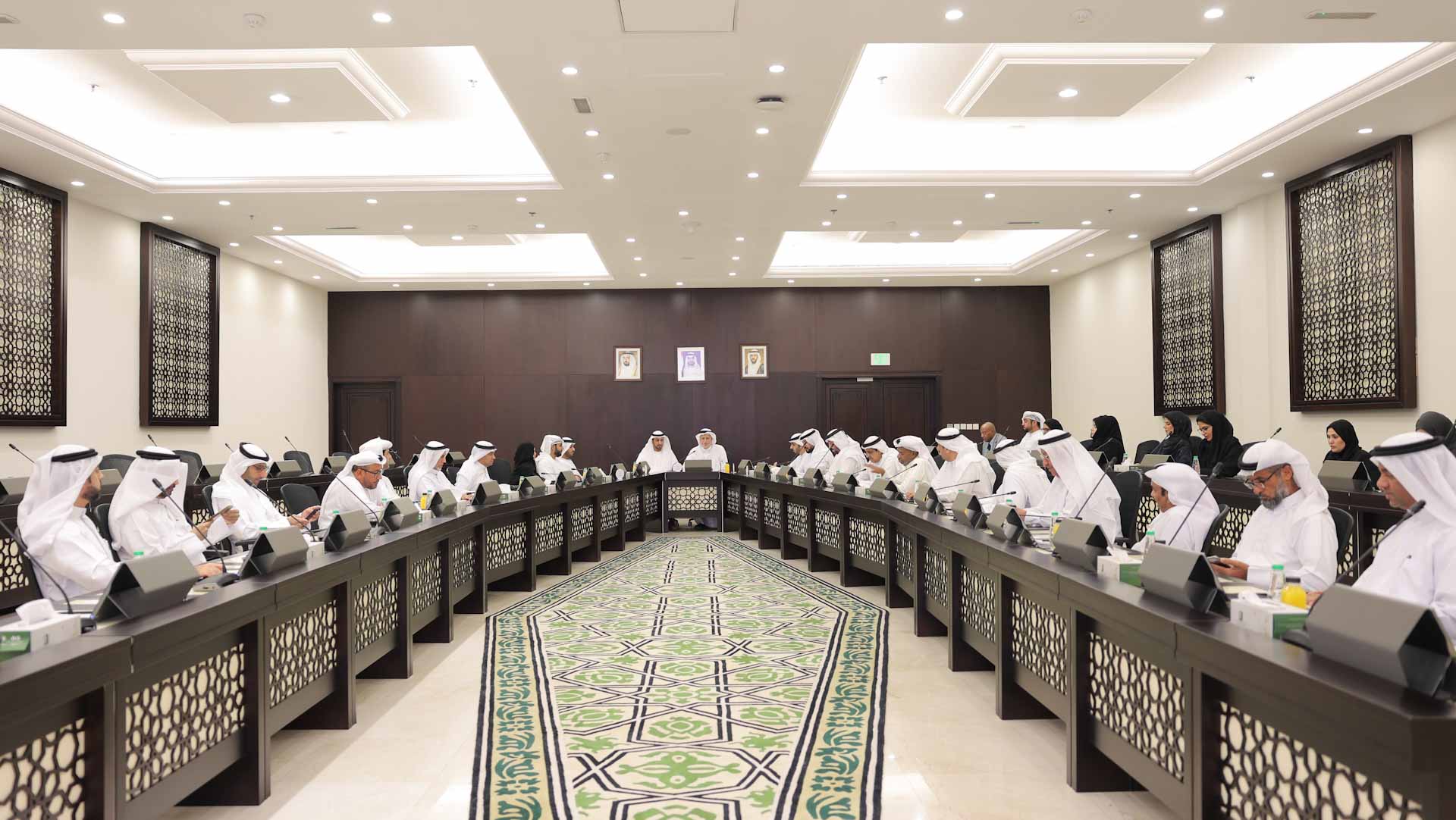 "بلدي الشارقة" يعزز التواصل ويطلق دورة تطويرية جديدة 