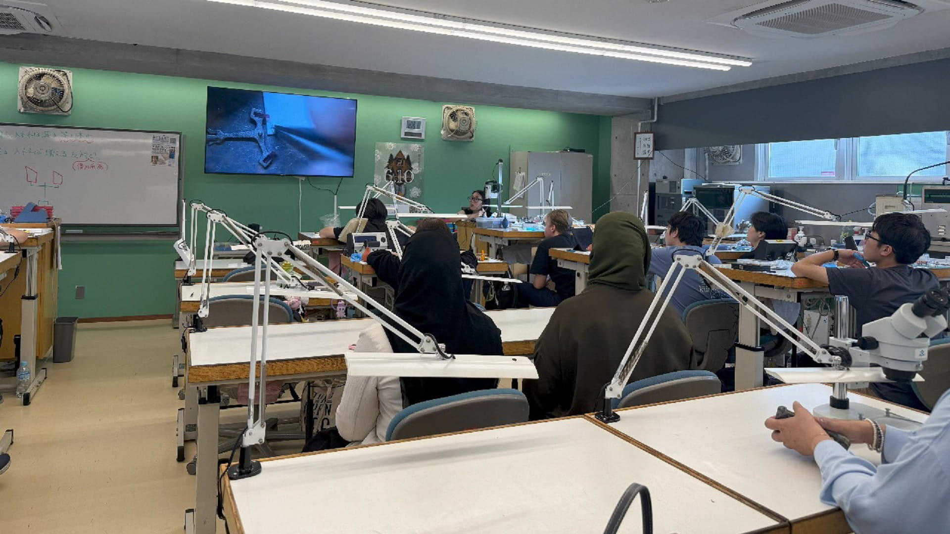 غرفة الشارقة تعزز الحضور العالمي لـ "صاغة الإمارات" في طوكيو  