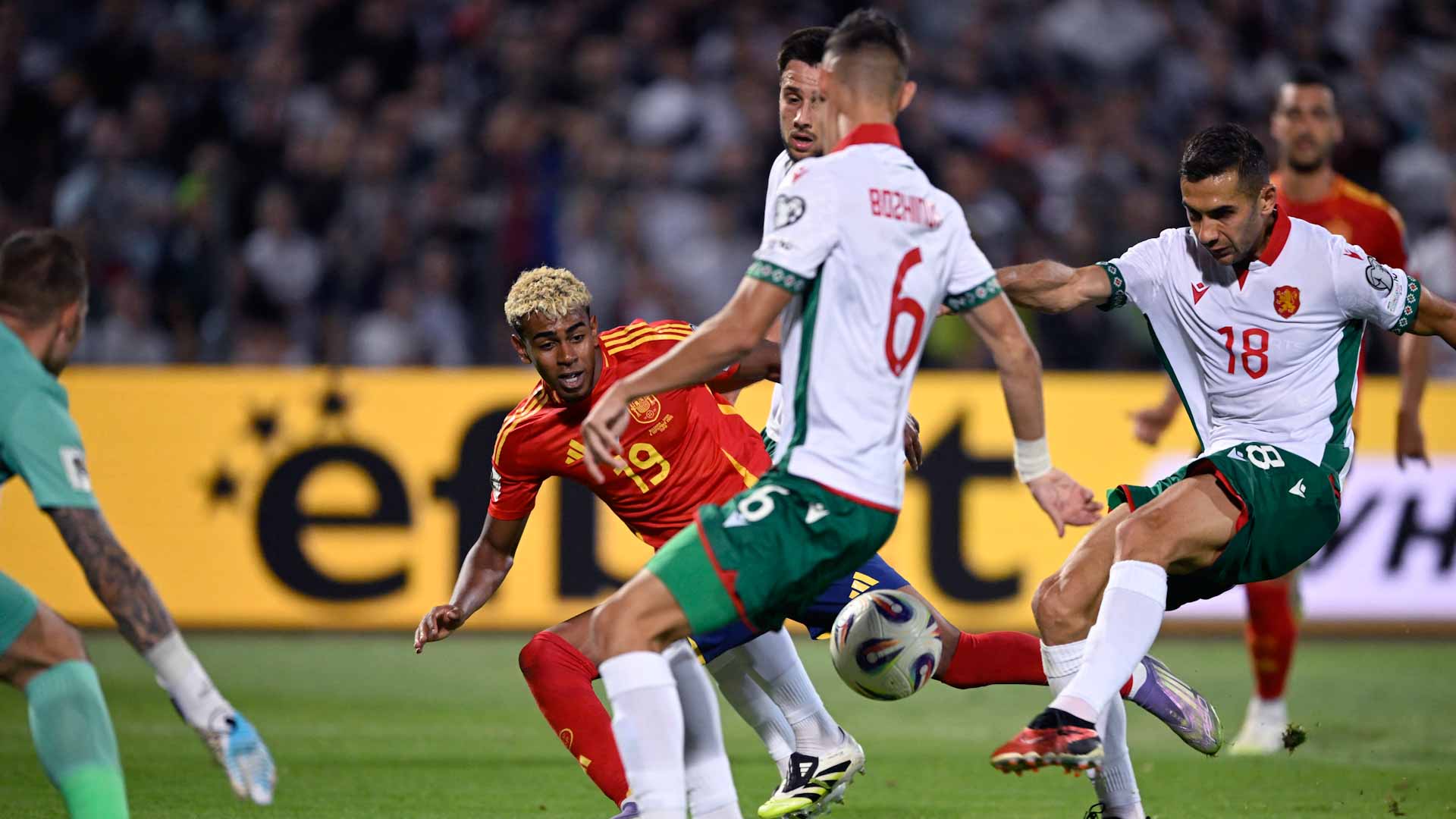  إسبانيا يقسو على بلغاريا في تصفيات كأس العالم 