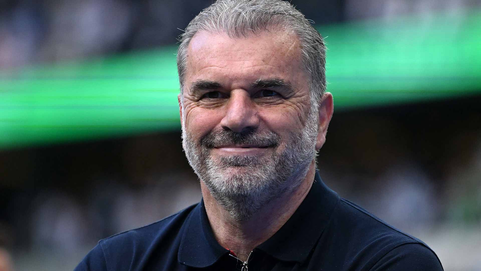 نوتنغهام فوريست يستعين بخدمات المدرب بوستيكوغلو  