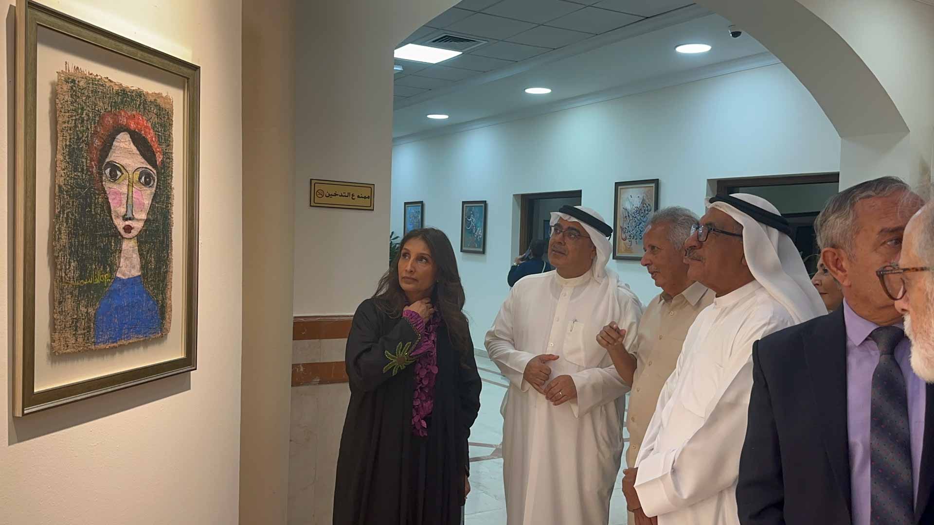 Mera Al Qassim opens "Features Without Shadows" exhibition at ACC 