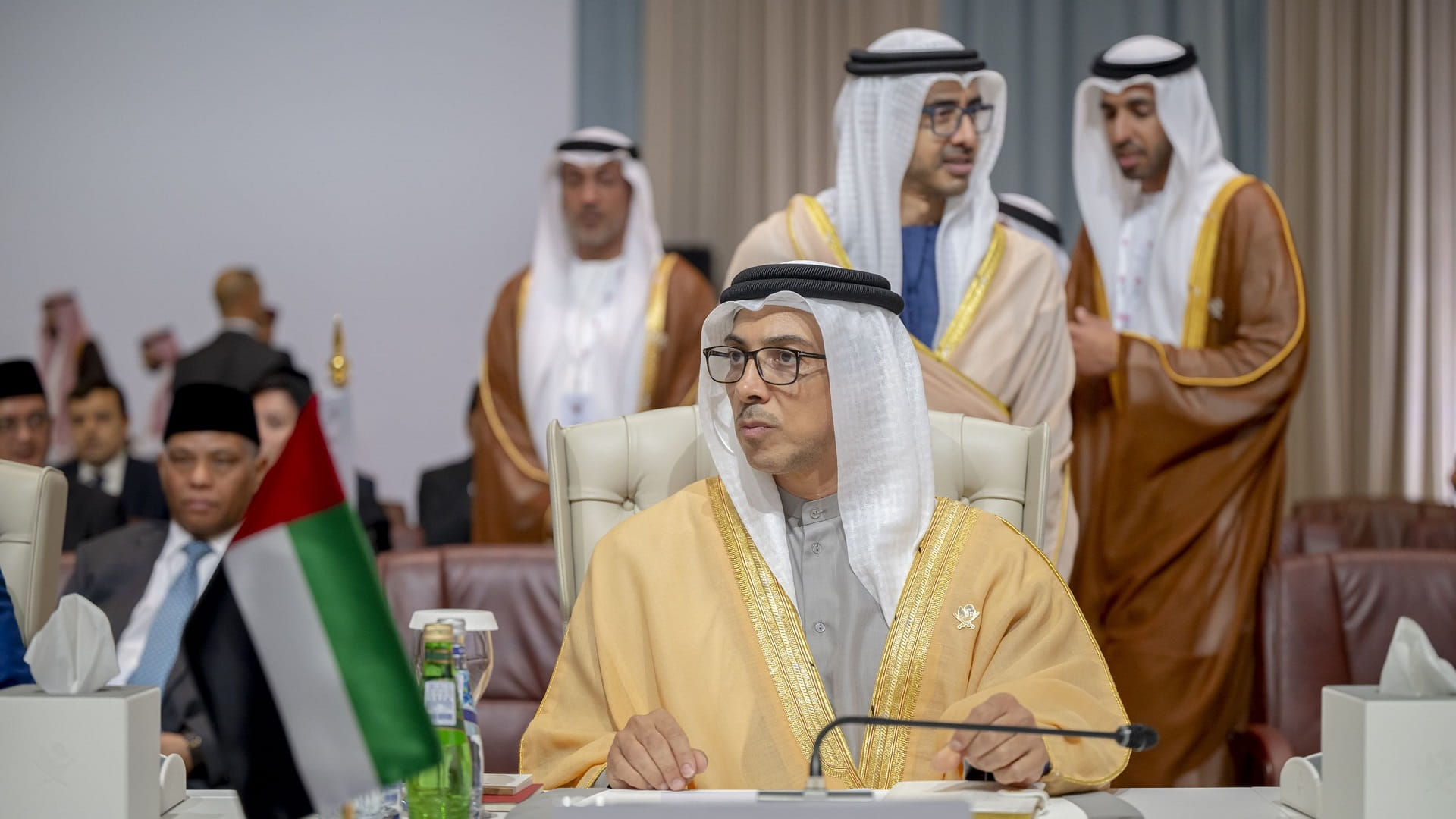 Mansour bin Zayed represents UAE at GCC, Arab-Islamic Summits 