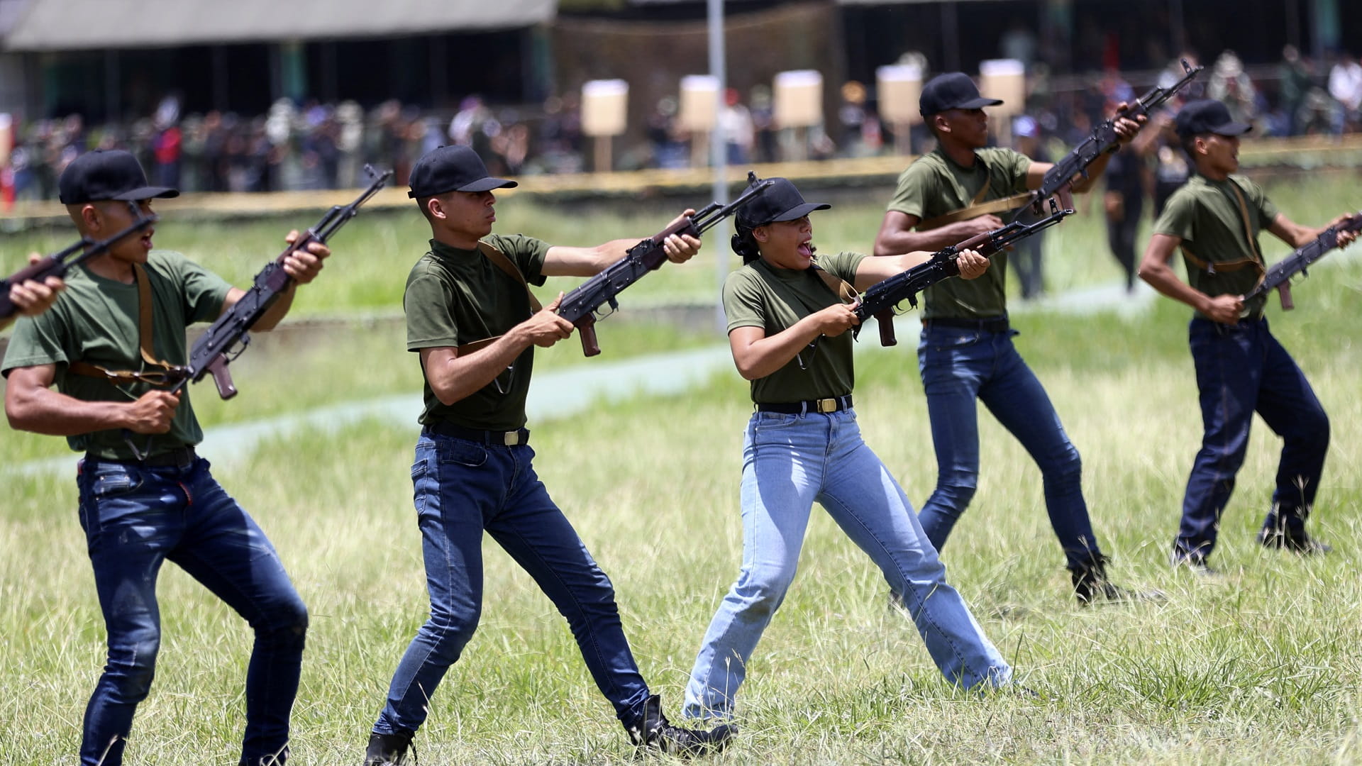 كراكاس تتهم واشنطن بتعزيز تحليق طائرات التجسس في أجواء فنزويلا 