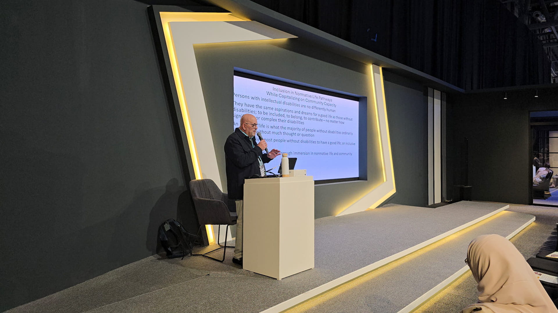 مؤتمر "نحن الاحتواء" العالمي يستعرض سياسات وتجارب التعليم الدامج 