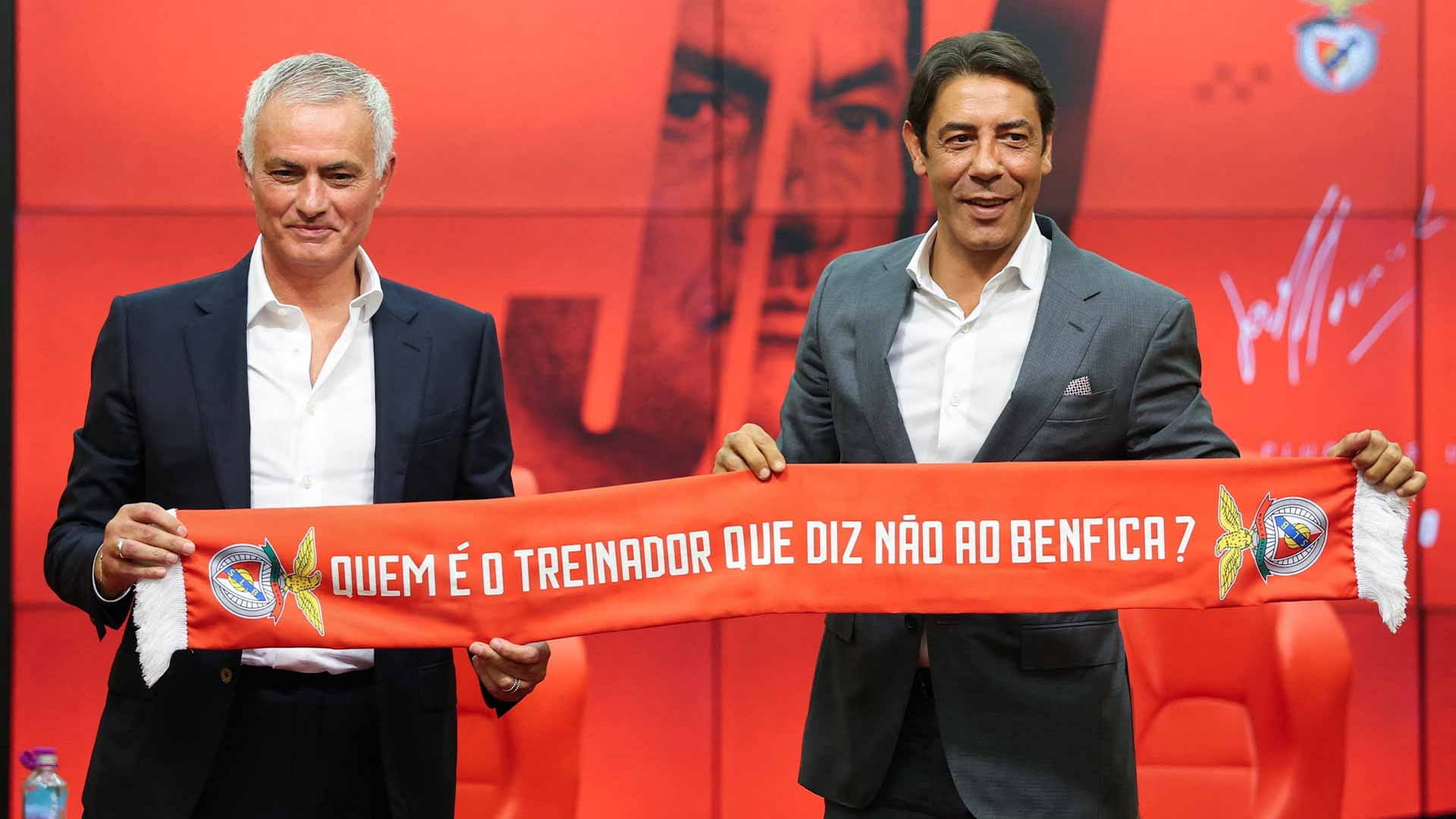 المخضرم مورينيو مدرباً لبنفيكا البرتغالي