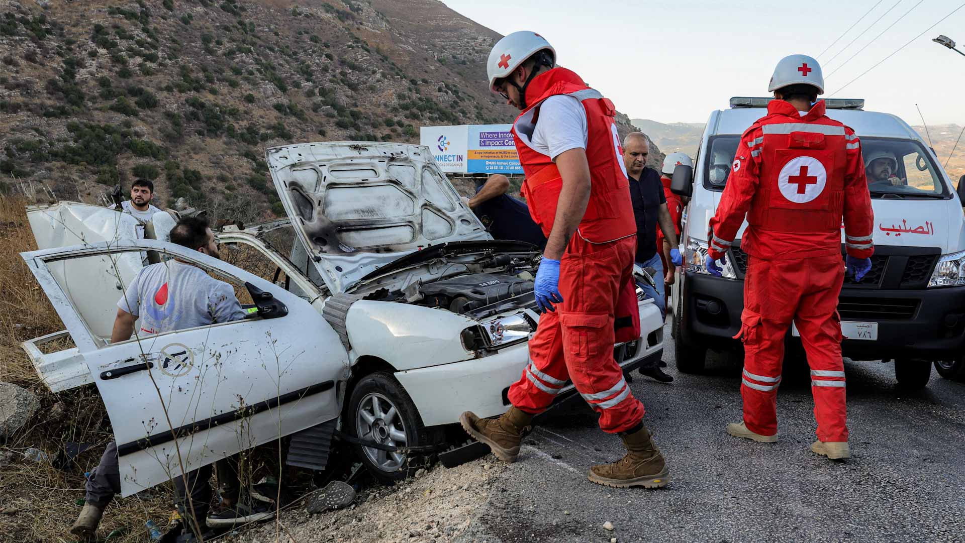 وفاة شخص في غارة إسرائيلية استهدفت مركبة بجنوب لبنان 