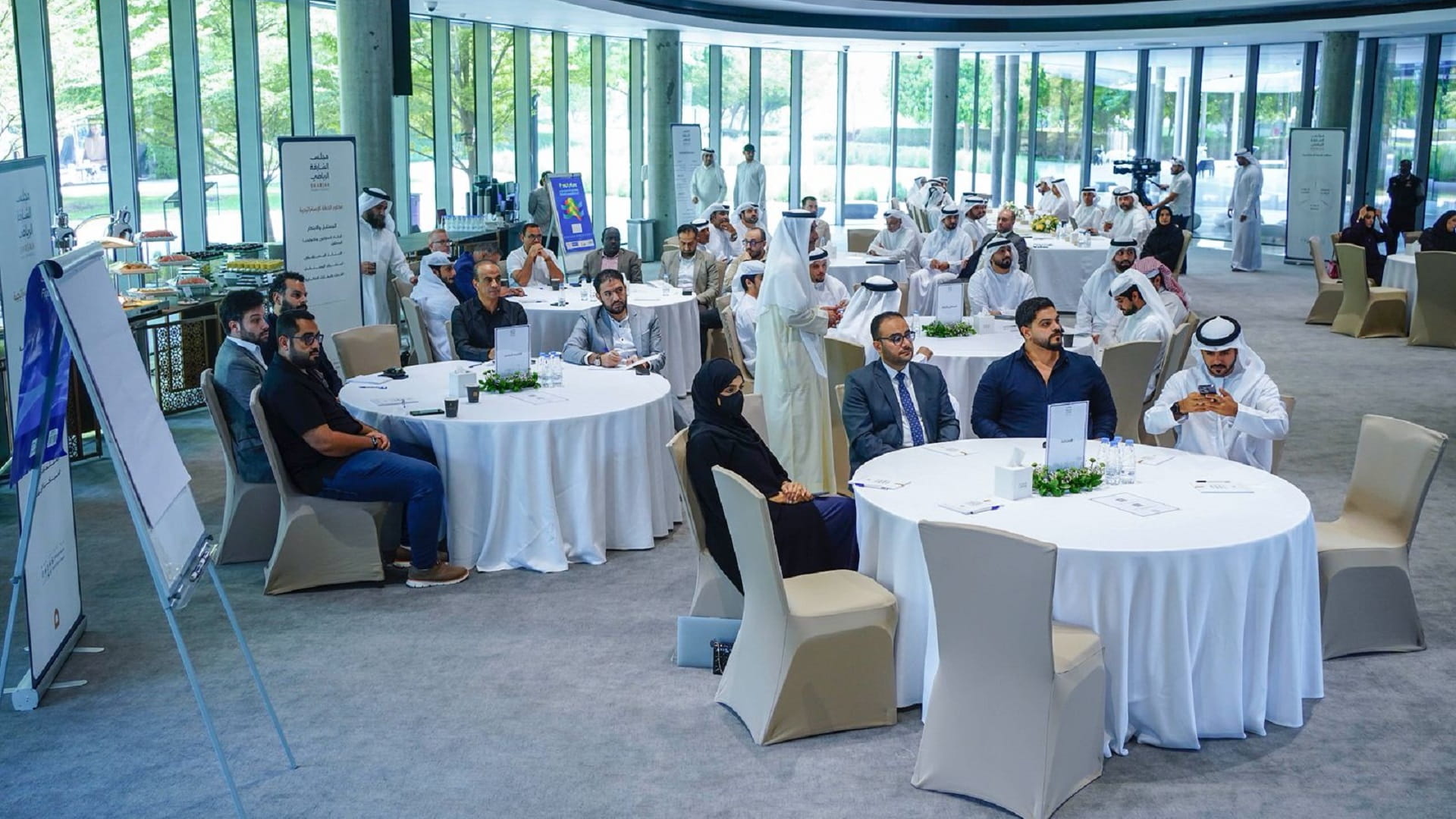 A fruitful dialogue session for the sports system in Sharjah 