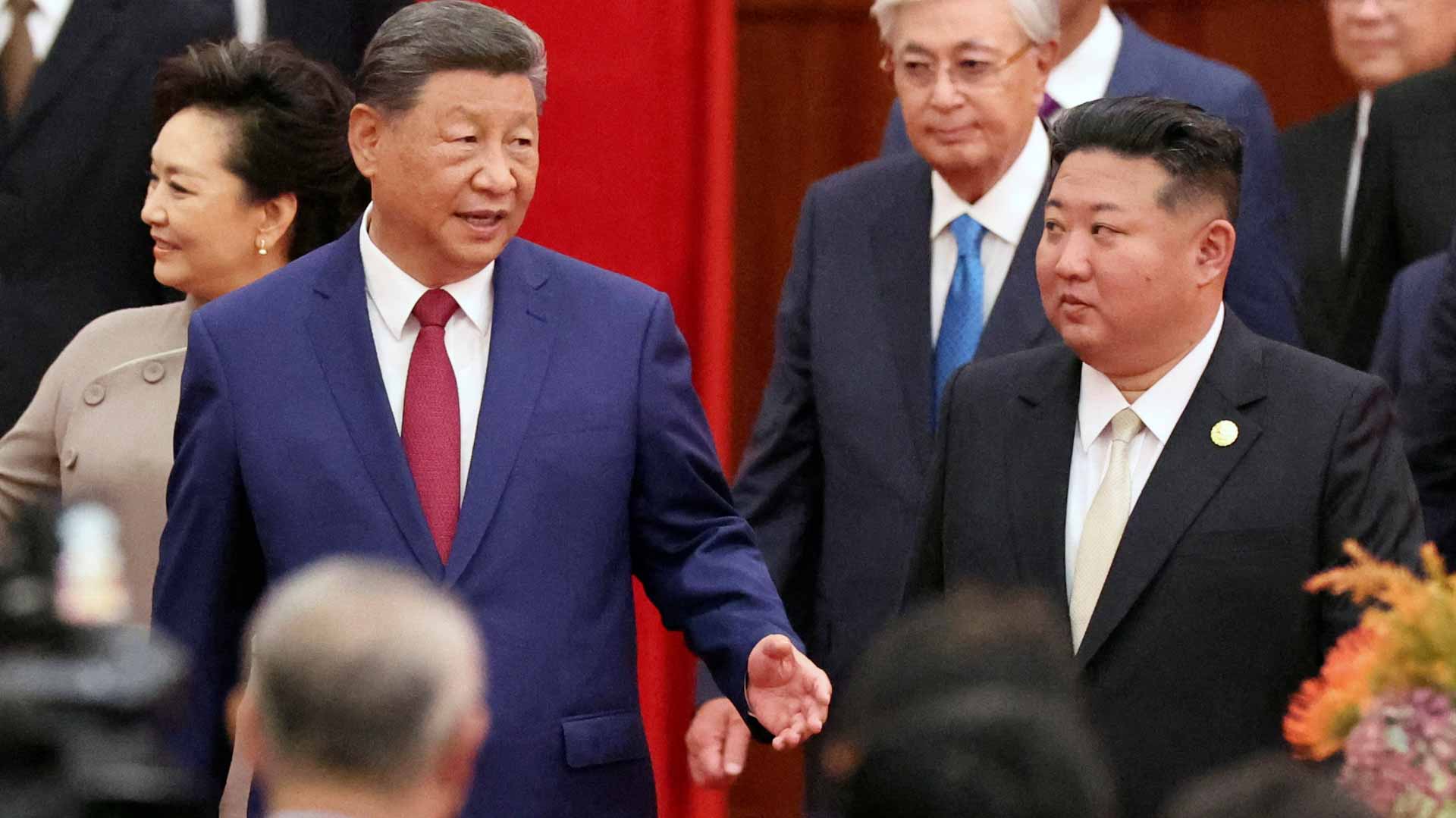 في رسالة لواشنطن.. "كيم" يشد عضد "شي" ويعزز علاقات بلاده مع الصين  