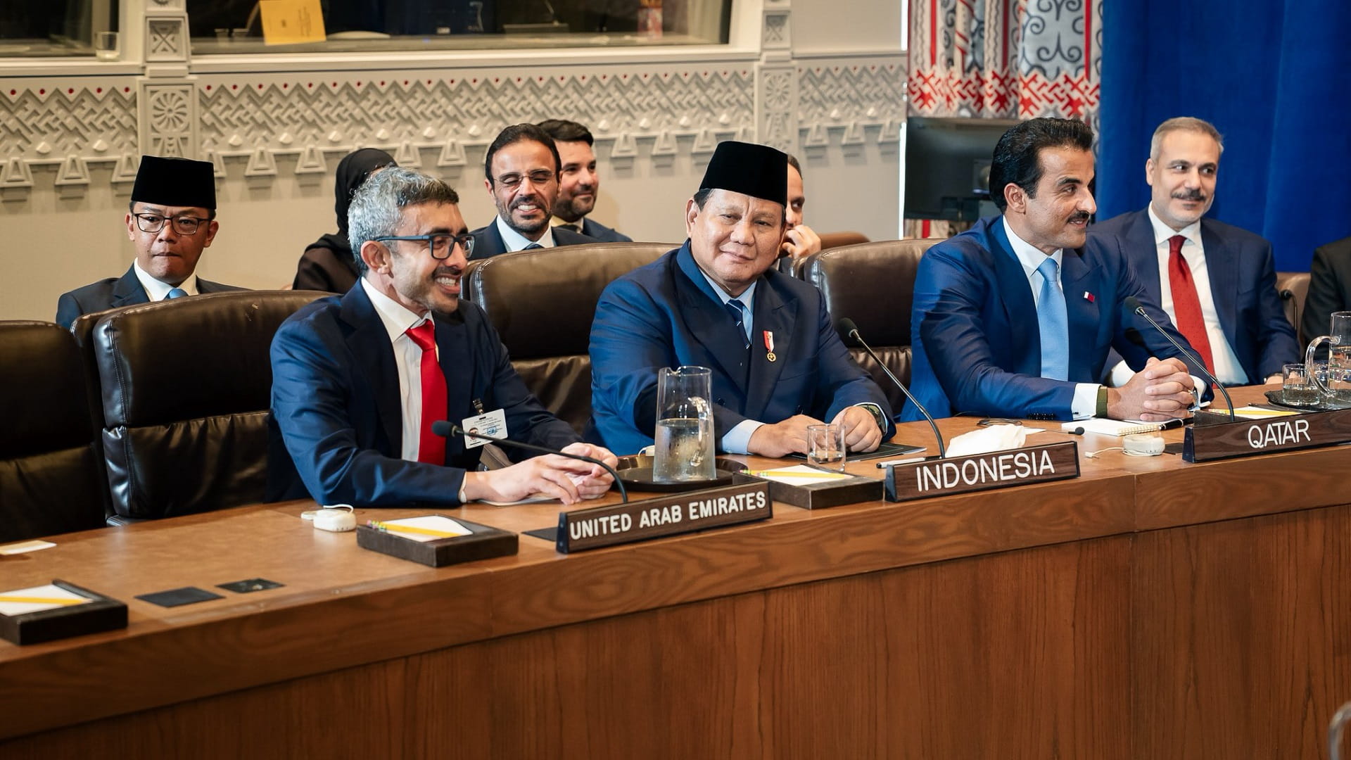 صورة بعنوان: عبد الله بن زايد يشارك في اجتماع متعدد الأطراف بنيويورك 