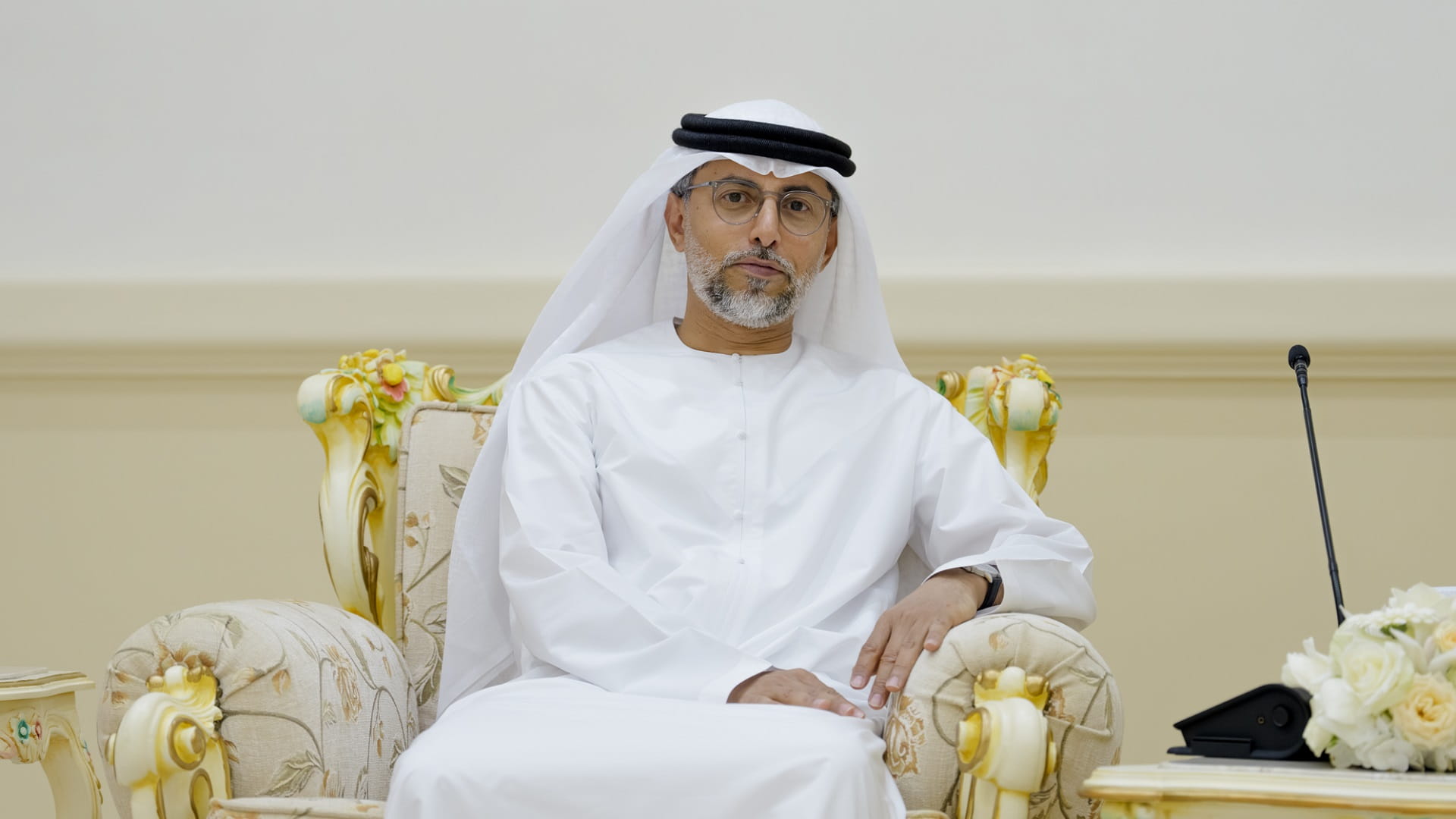 Sharjah Ruler receives Minister of Energy and Infrastructure 3