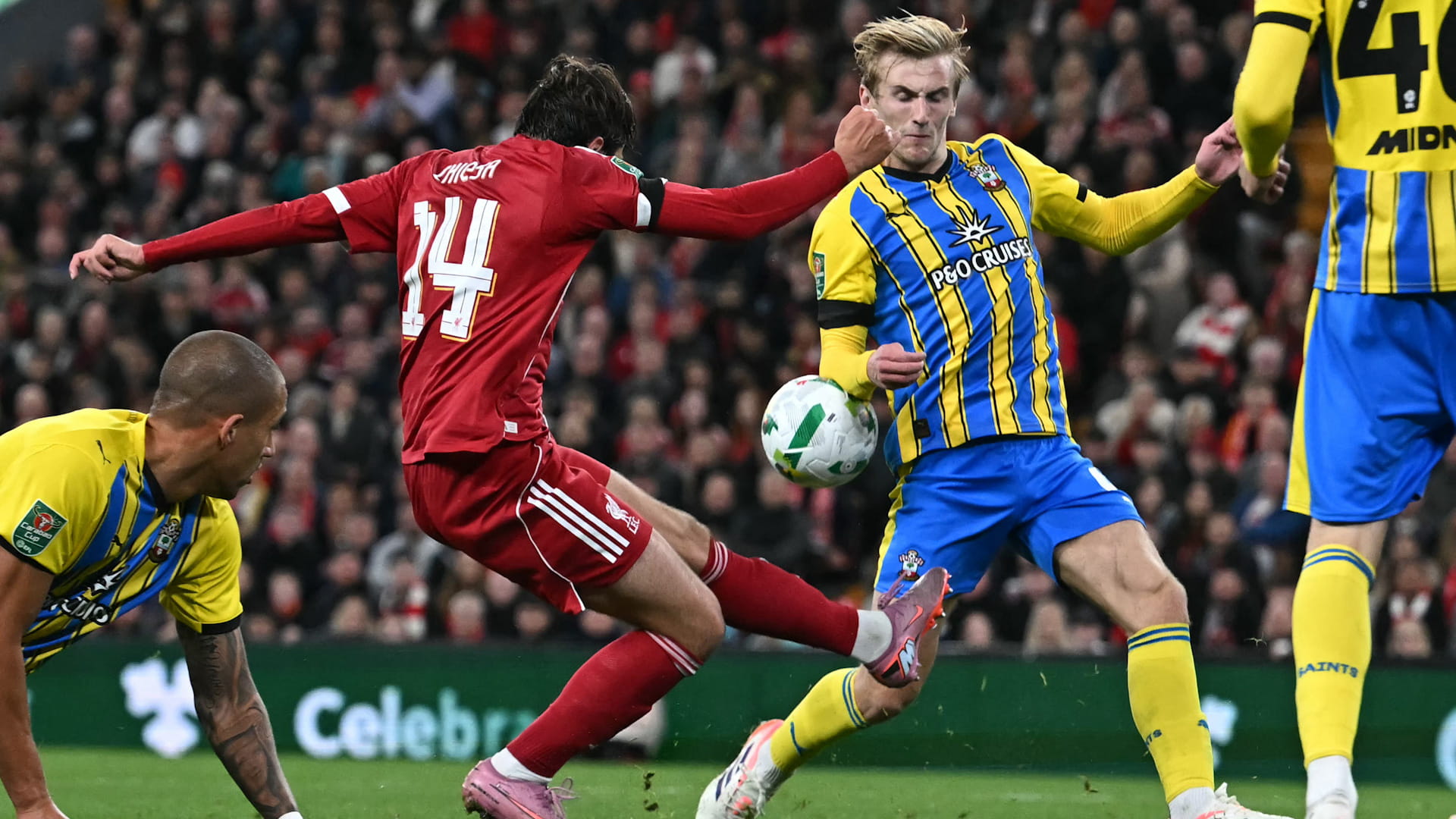 صورة بعنوان: ليفربول يتأهل للدور الرابع من مسابقة كأس رابطة الأندية الإنجليزية 