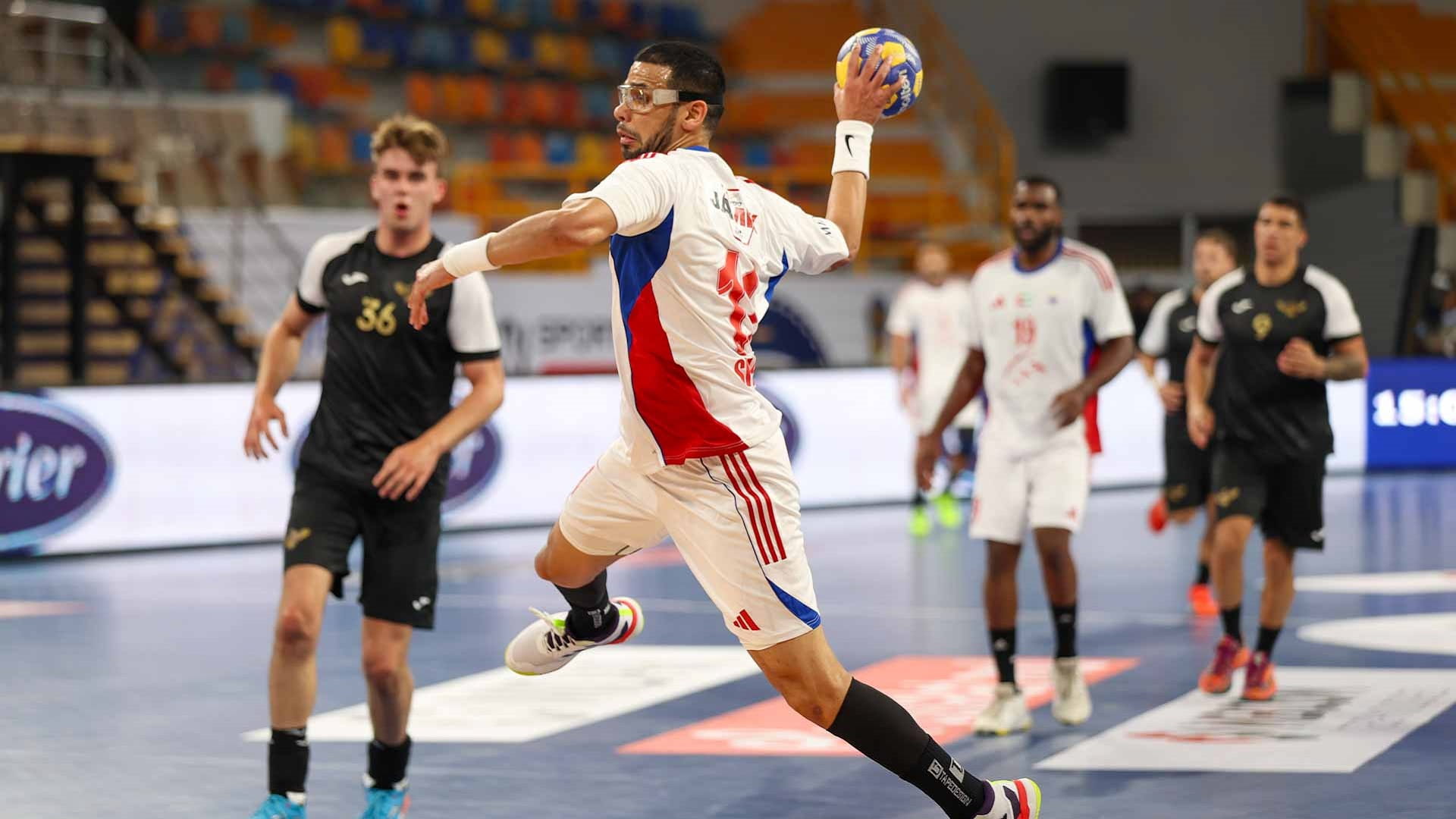 مونديال اليد.. الشارقة يفوز على كاليفورنيا إيجلز الأميركي 