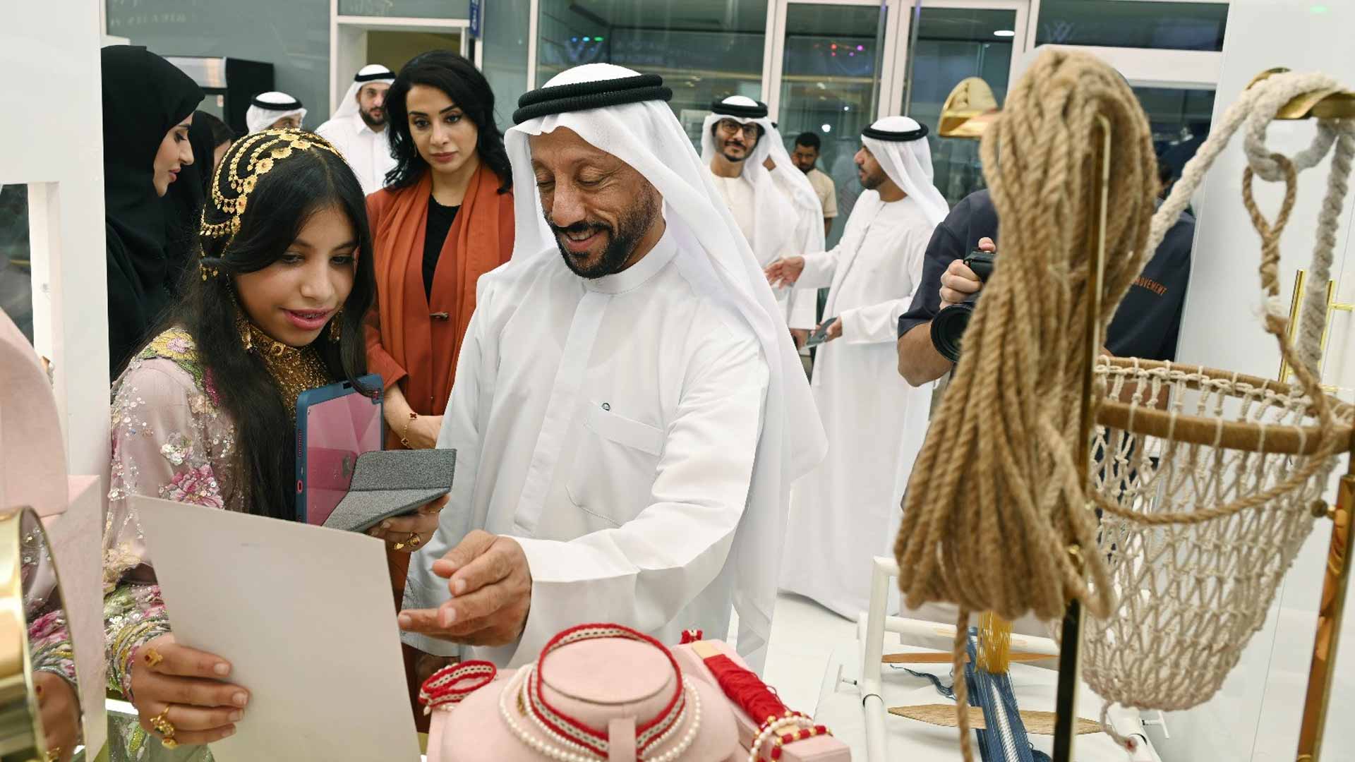 منصة "صاغة الإمارات" تواصل تألقها في معرض الشرق الأوسط للمجوهرات 