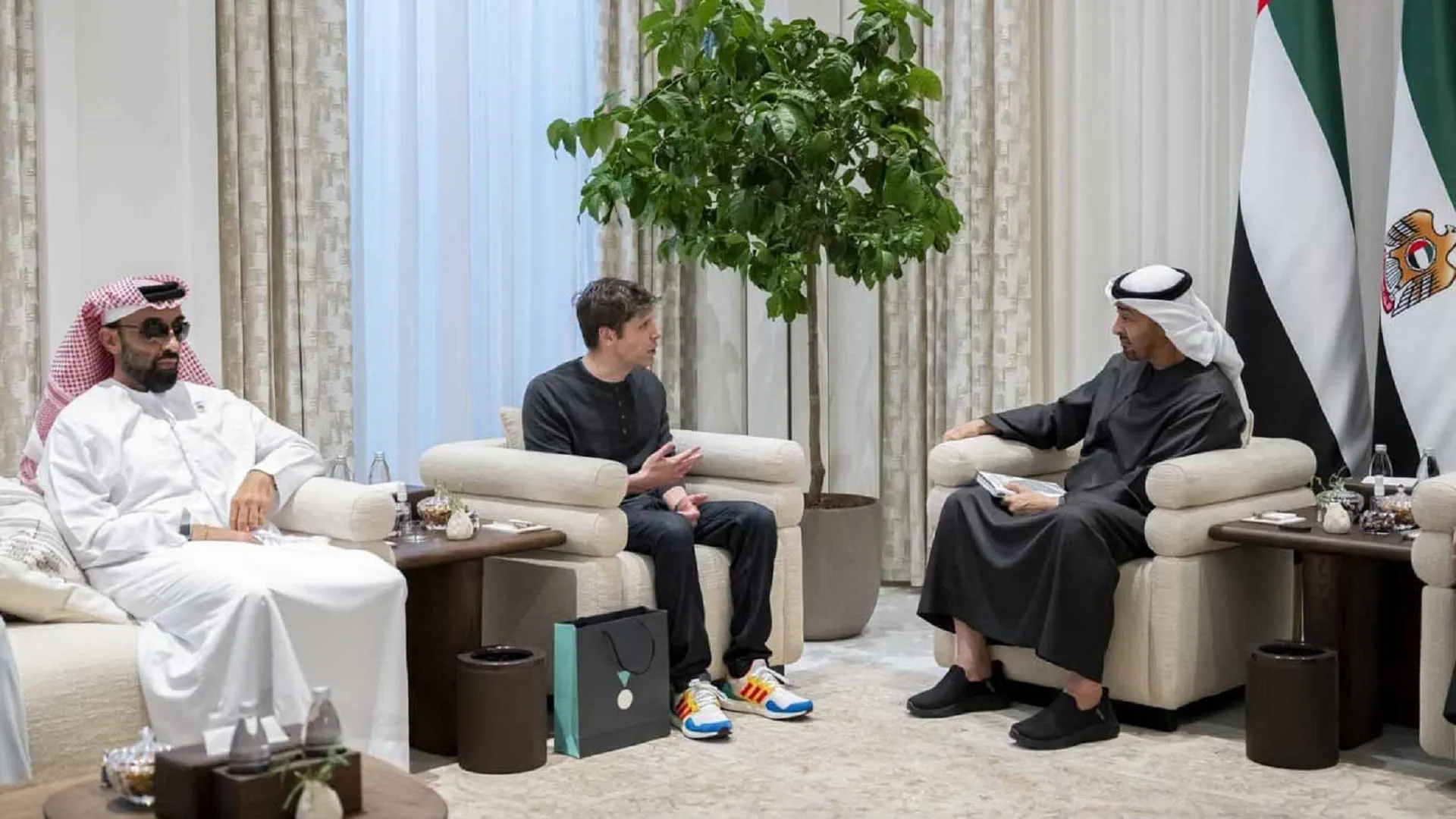 UAE President receives OpenAI CEO 