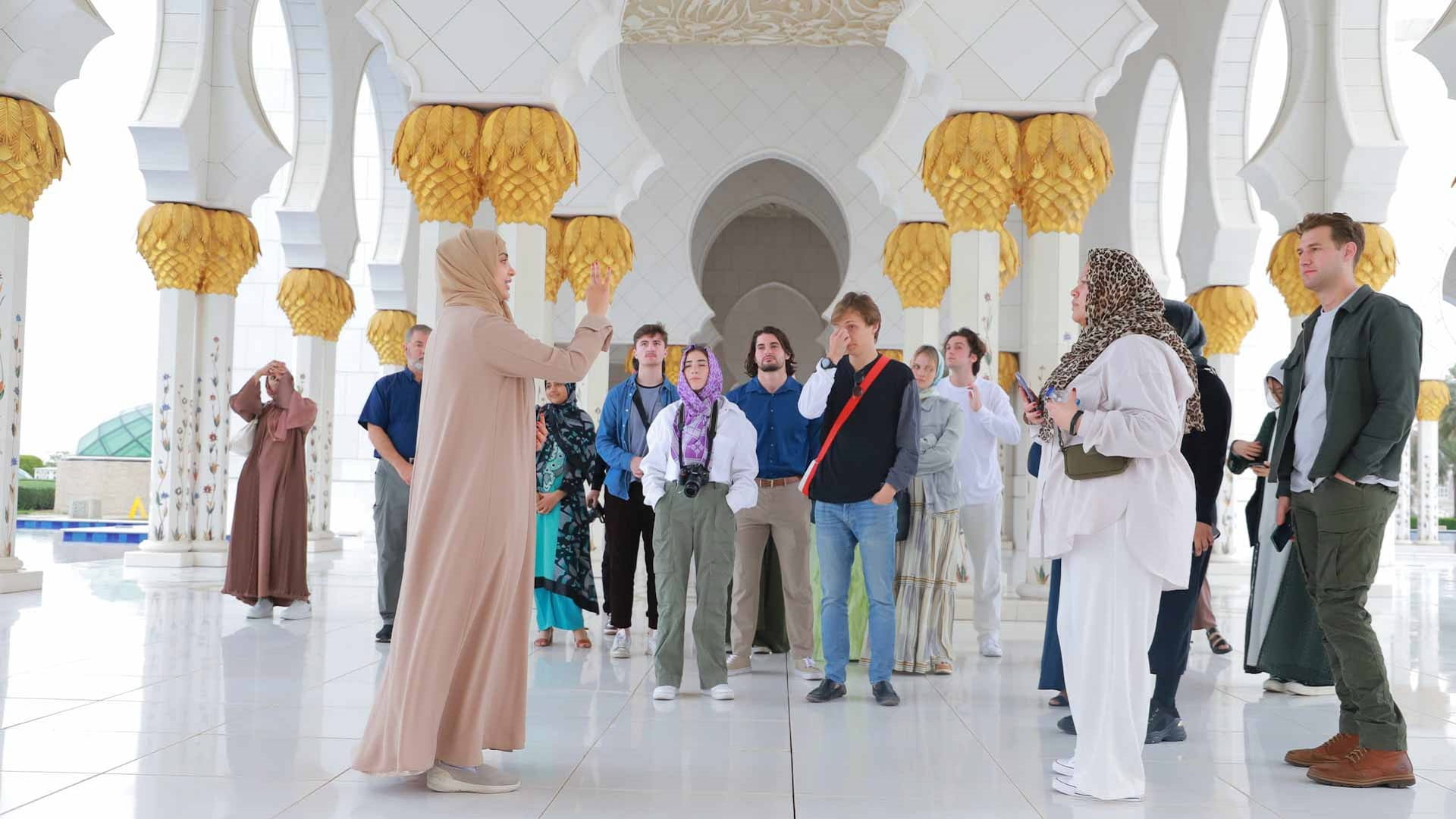 مركز جامع الشيخ زايد الكبير نموذج متميز للسياحة الثقافية المستدامة 