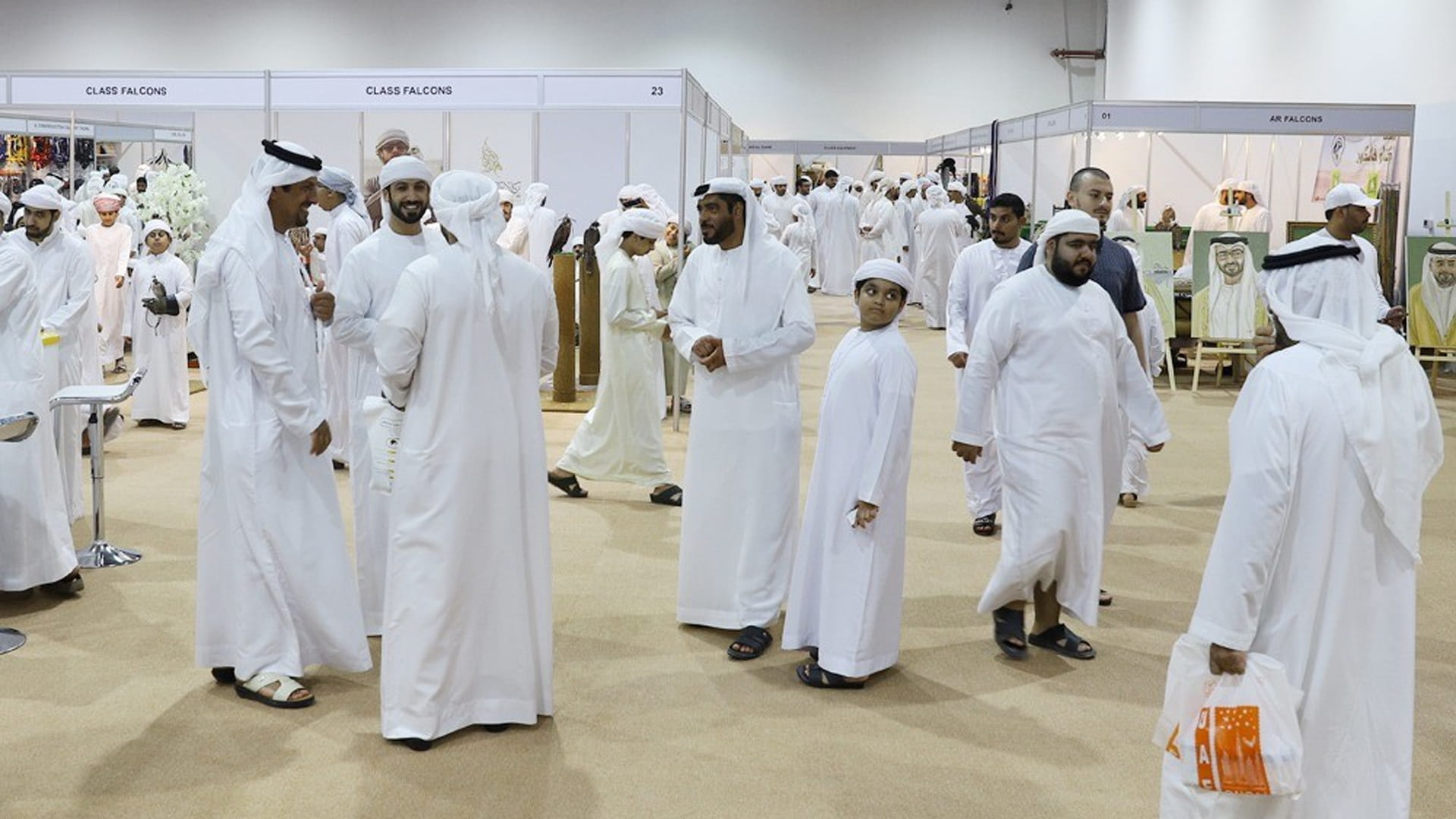 معرض "الأصايل 2025" يواصل نجاحاته بإقبال جماهيري واسع