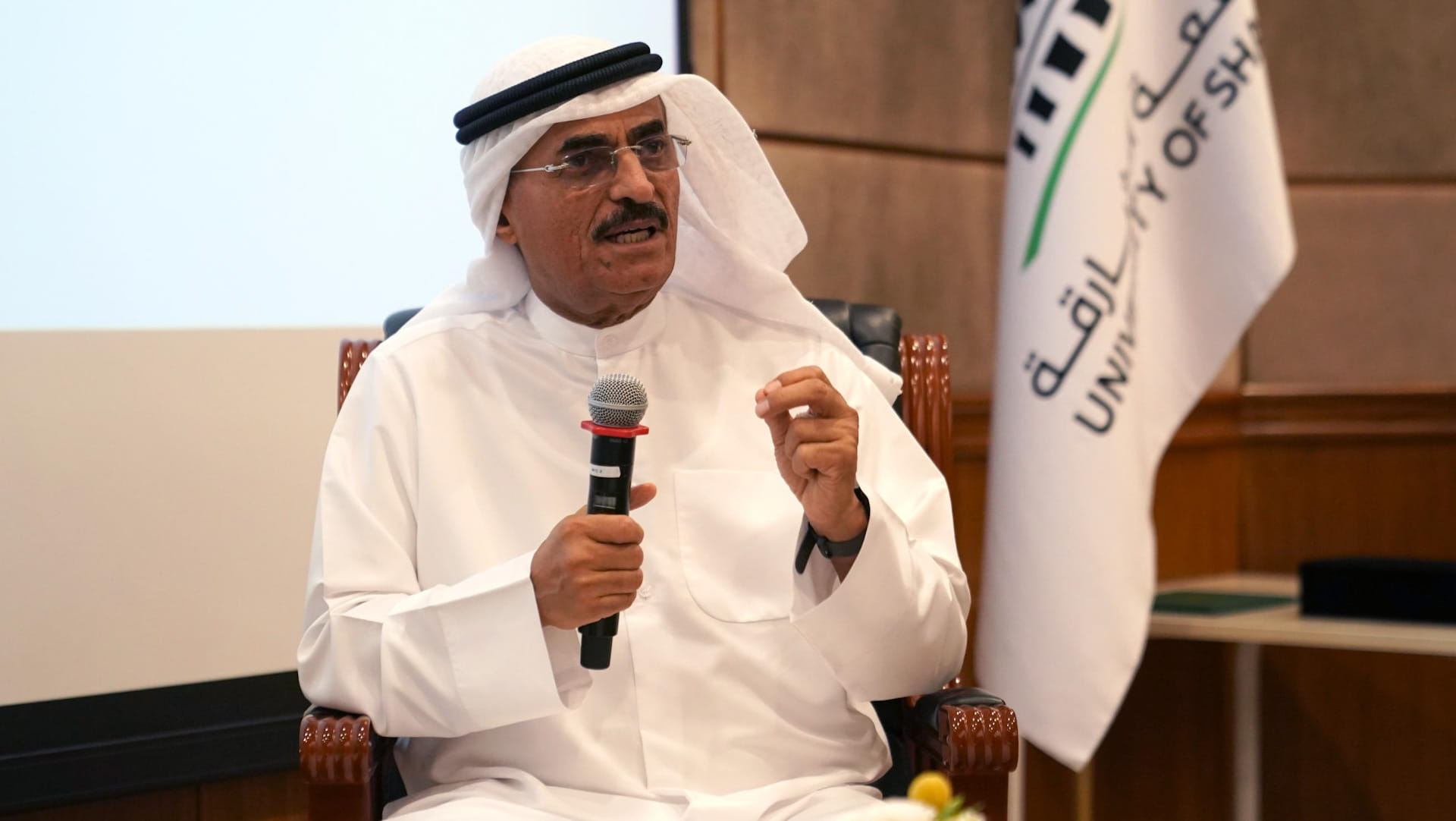 جامعة الشارقة تنظم ندوة علمية عبر منتدى "الأمن الفكري في الإسلام" 