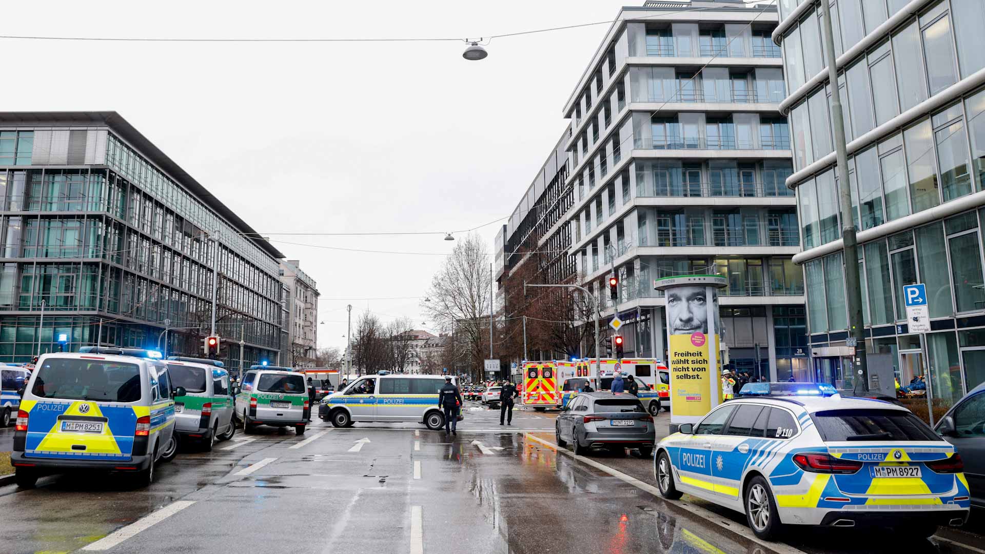 انفجارات وإطلاق نار في ميونيخ.. الشرطة تغلق شارع رئيسي 