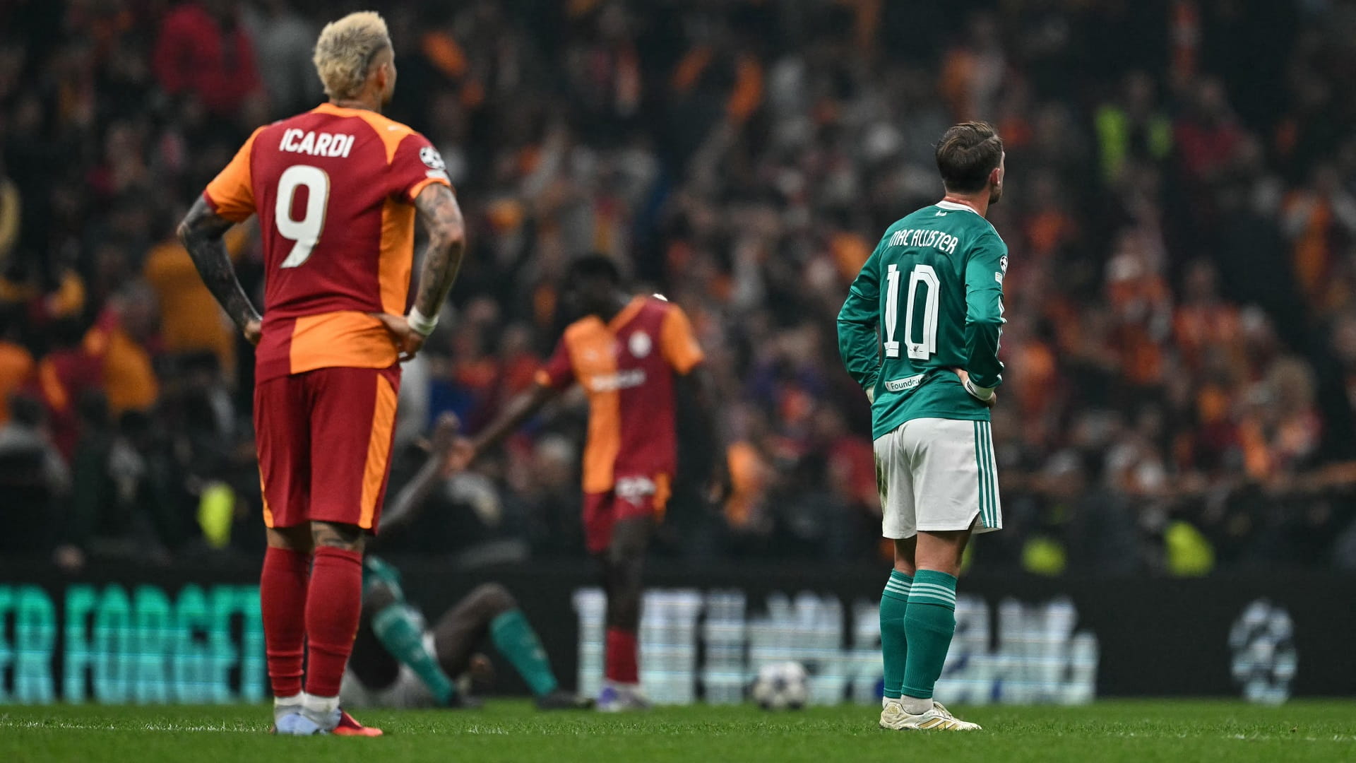  ليفربول يسقط أمام غلطة سراي في دوري الأبطال 