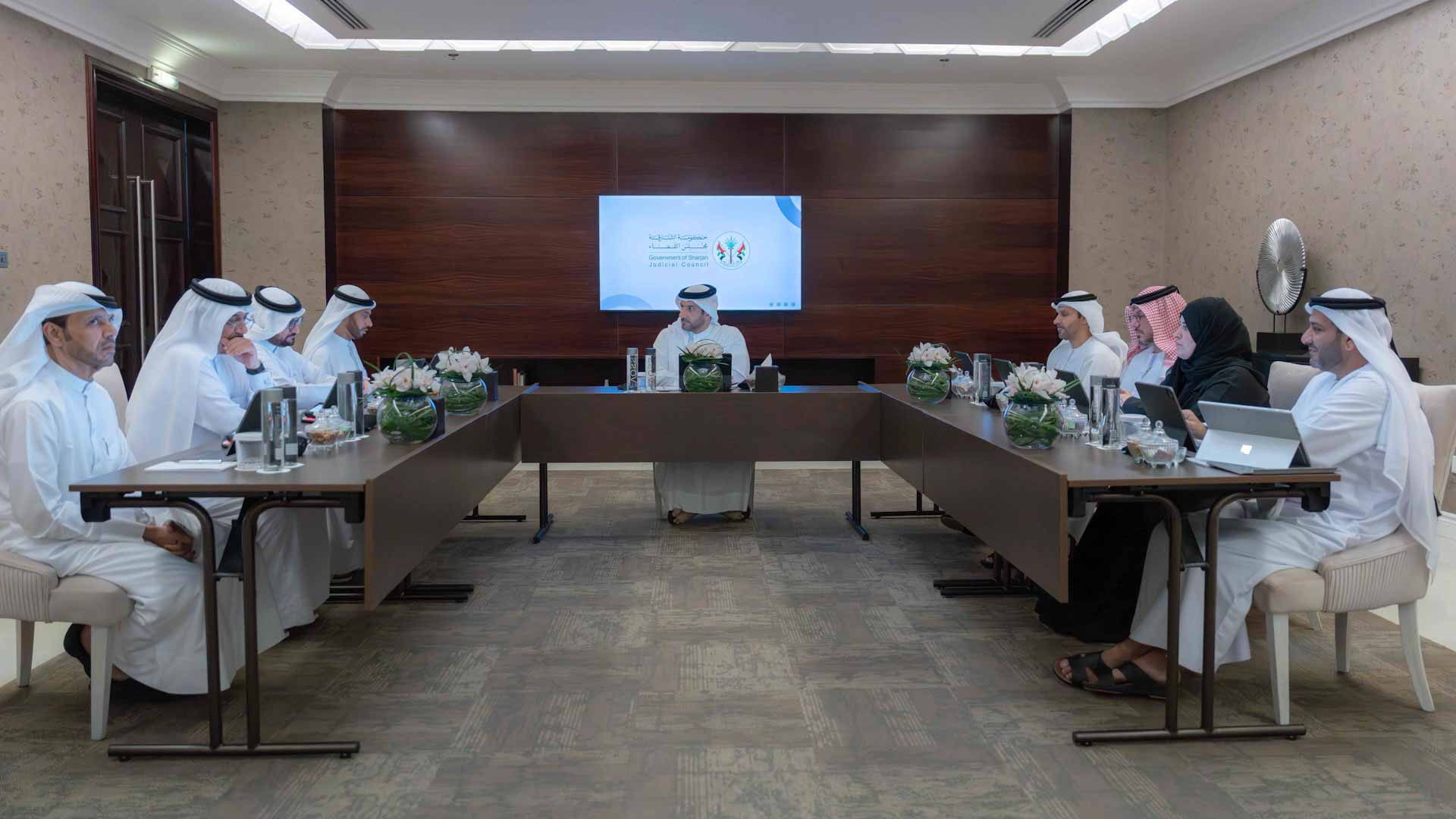 Sultan bin Ahmed chairs Sharjah Judicial Council meeting 