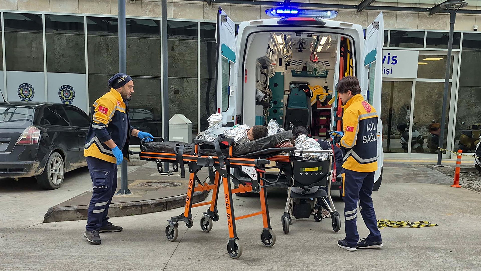 وفاة 19 مهاجراً بغرق قارب في بحر إيجه قبالة السواحل التركية 